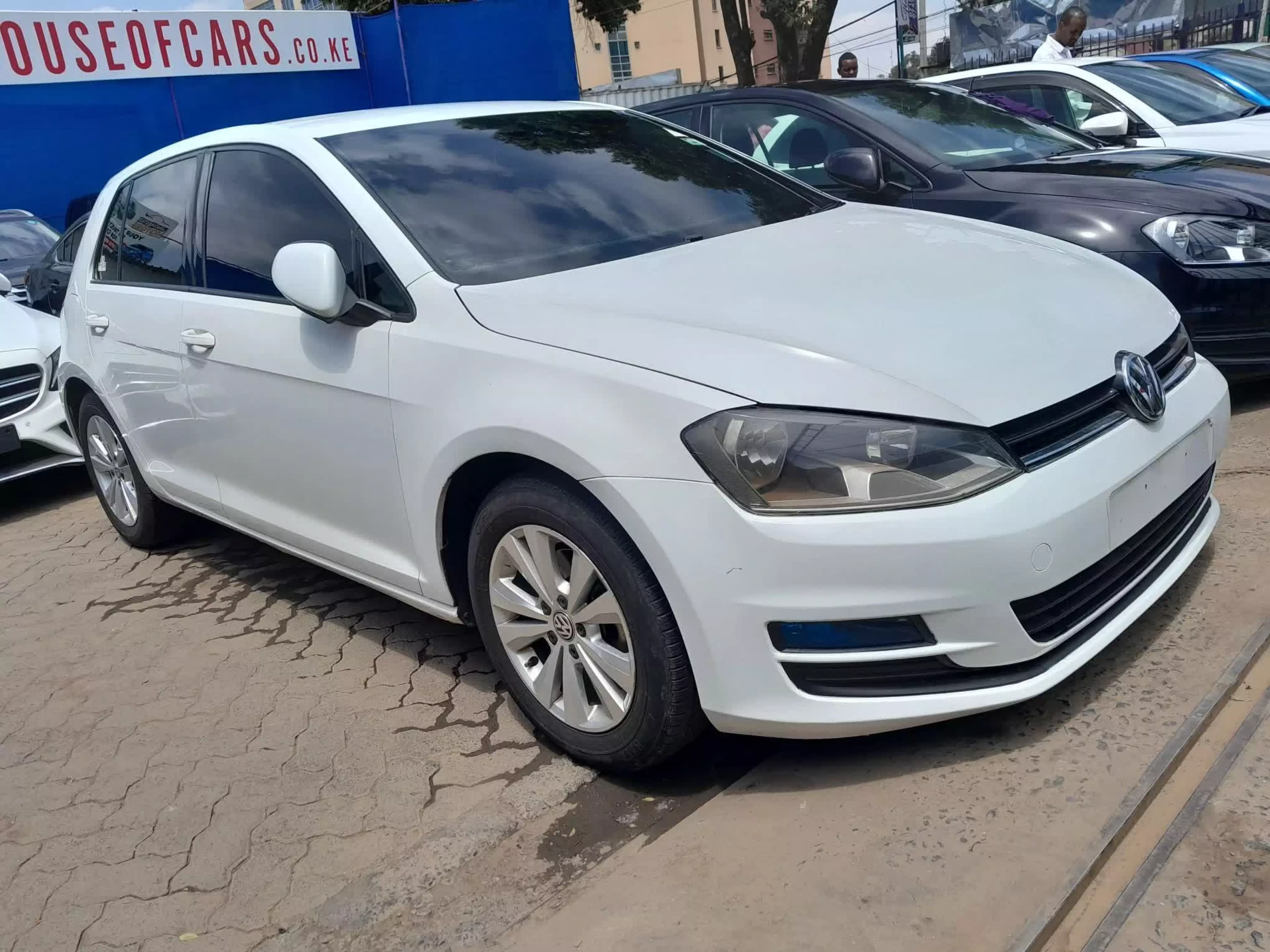 Volkswagen Golf - 2014