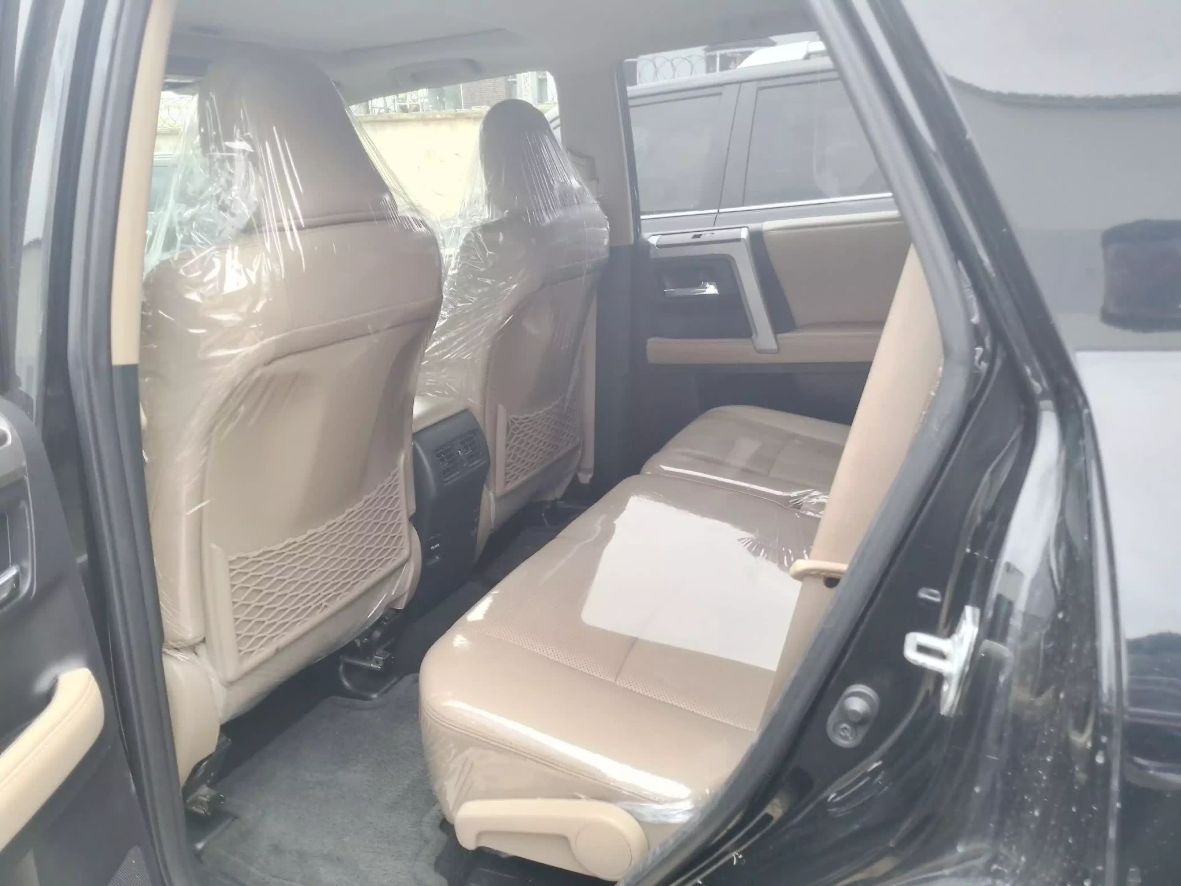Toyota 4-Runner   - 2014