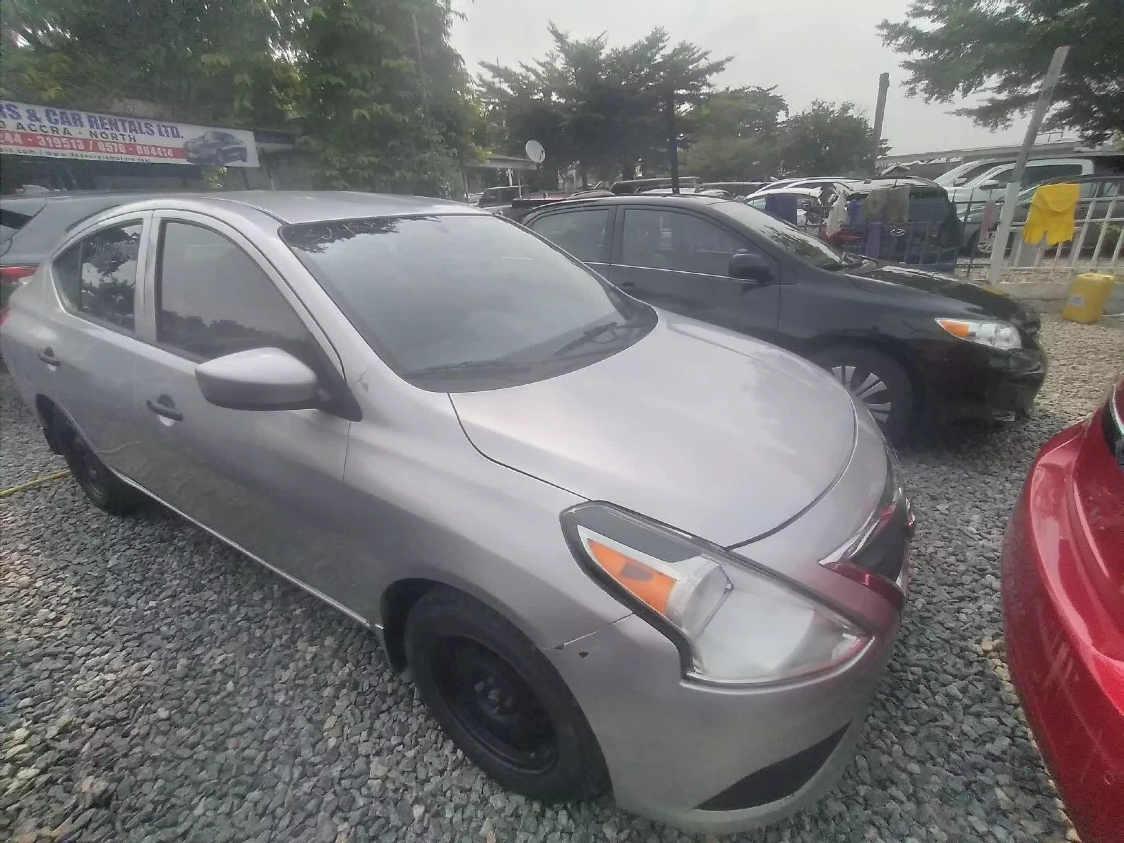 Nissan Versa - 2017