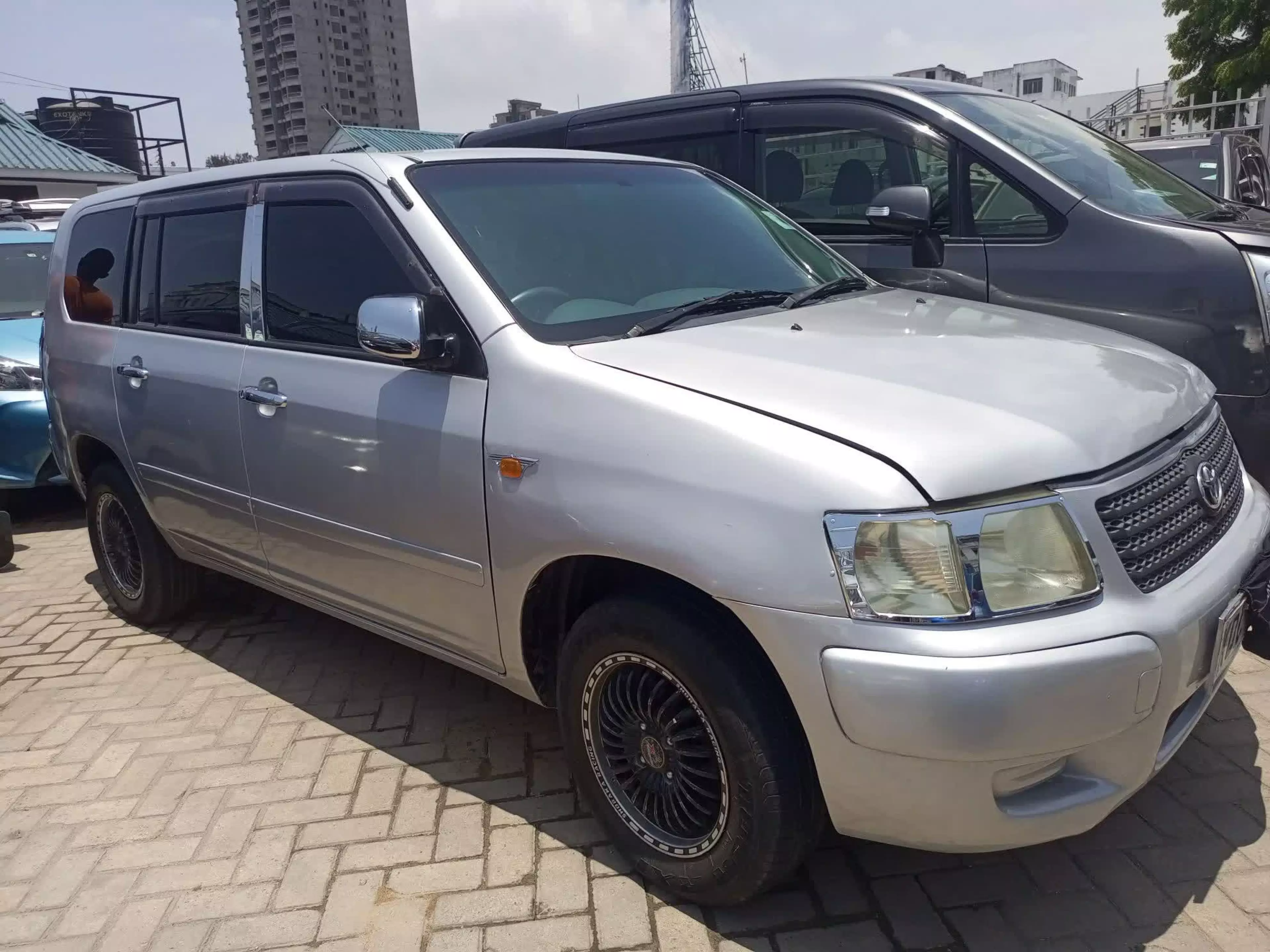 Toyota Succeed  - 2007