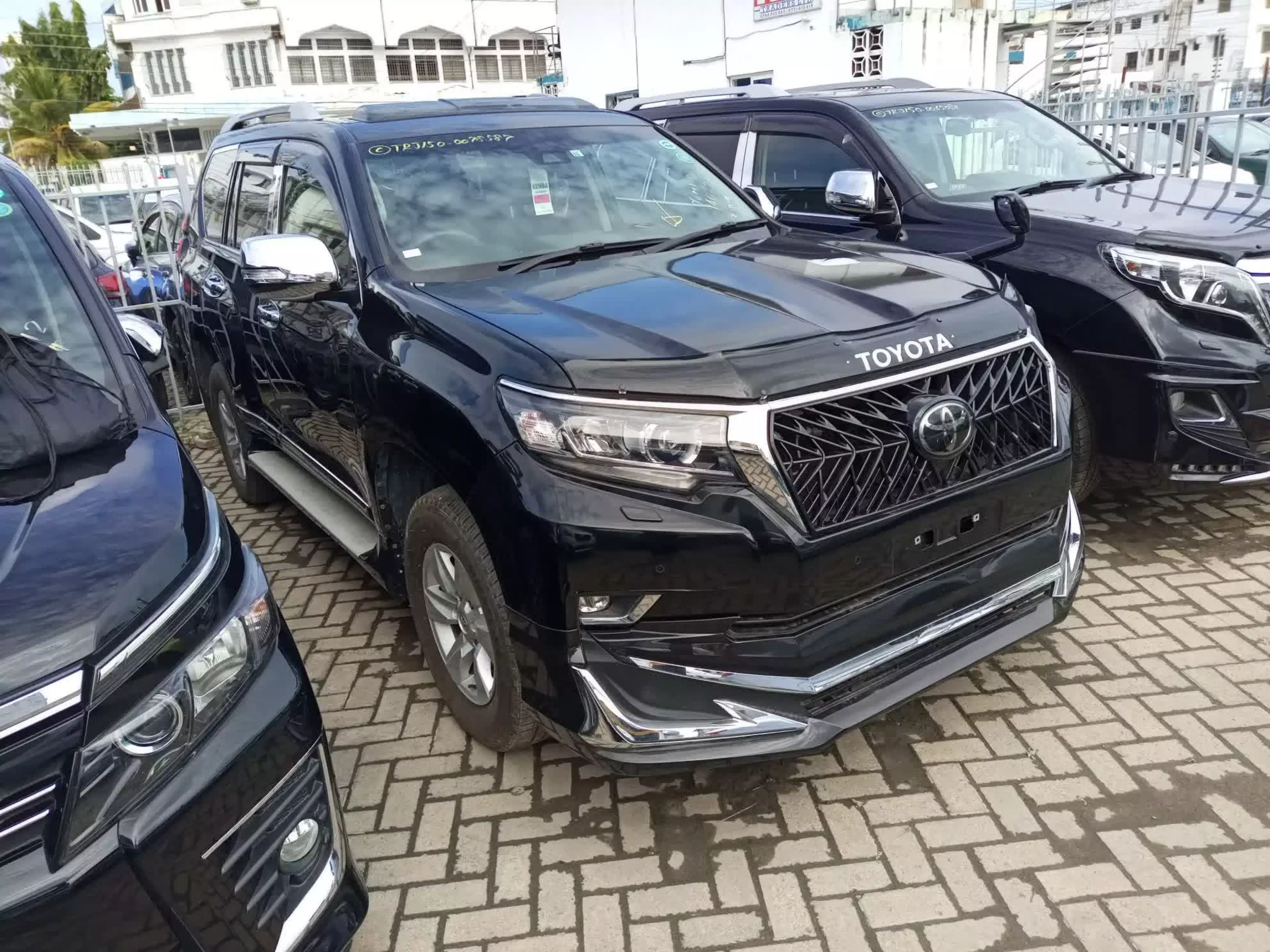 Toyota Landcruiser prado TX - 2017