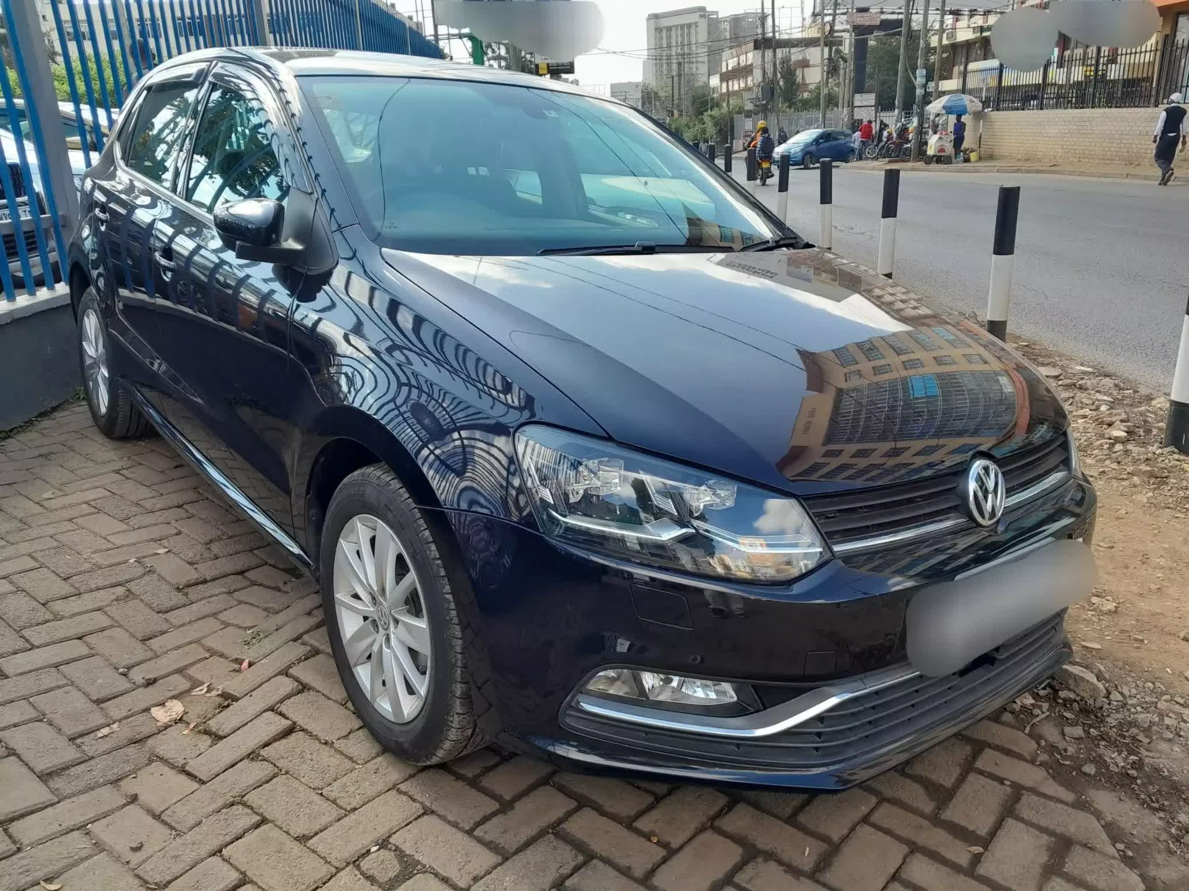 Volkswagen Polo - 2016