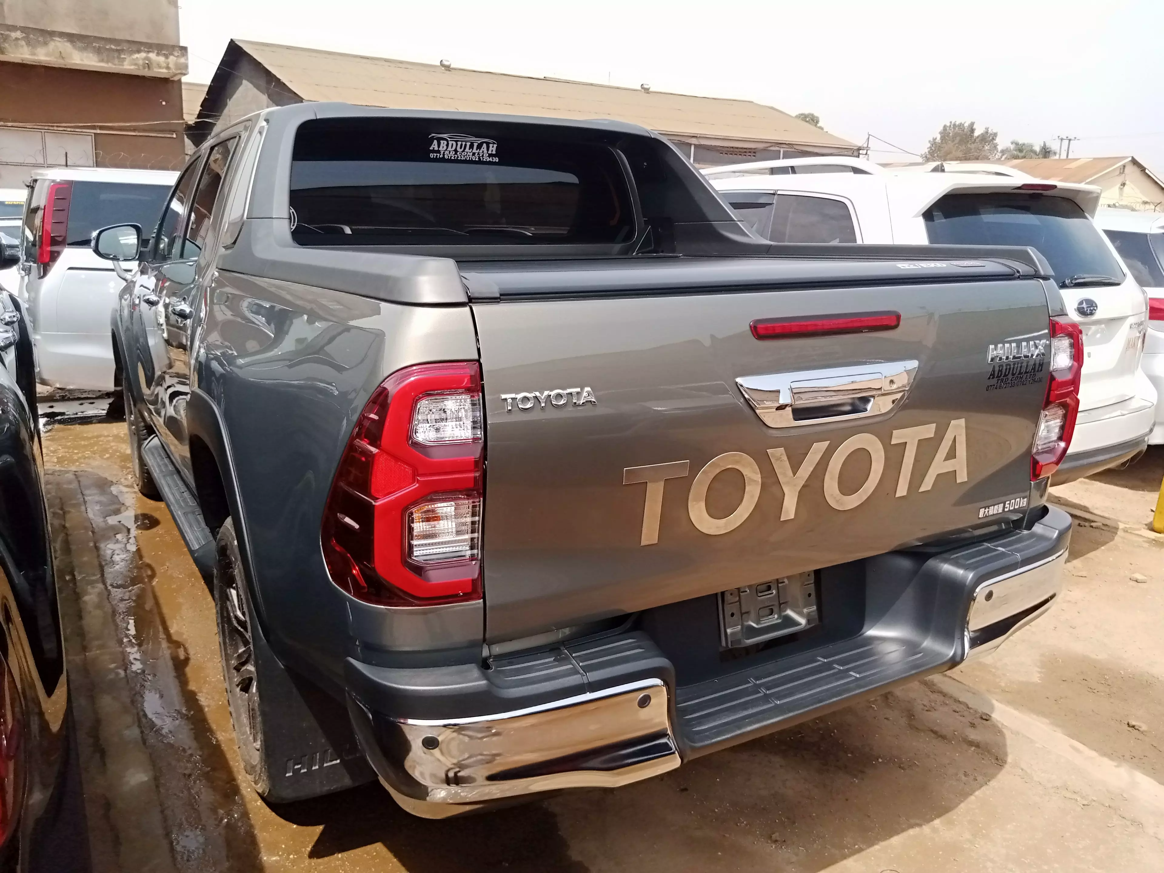 Toyota Hilux   - 2020