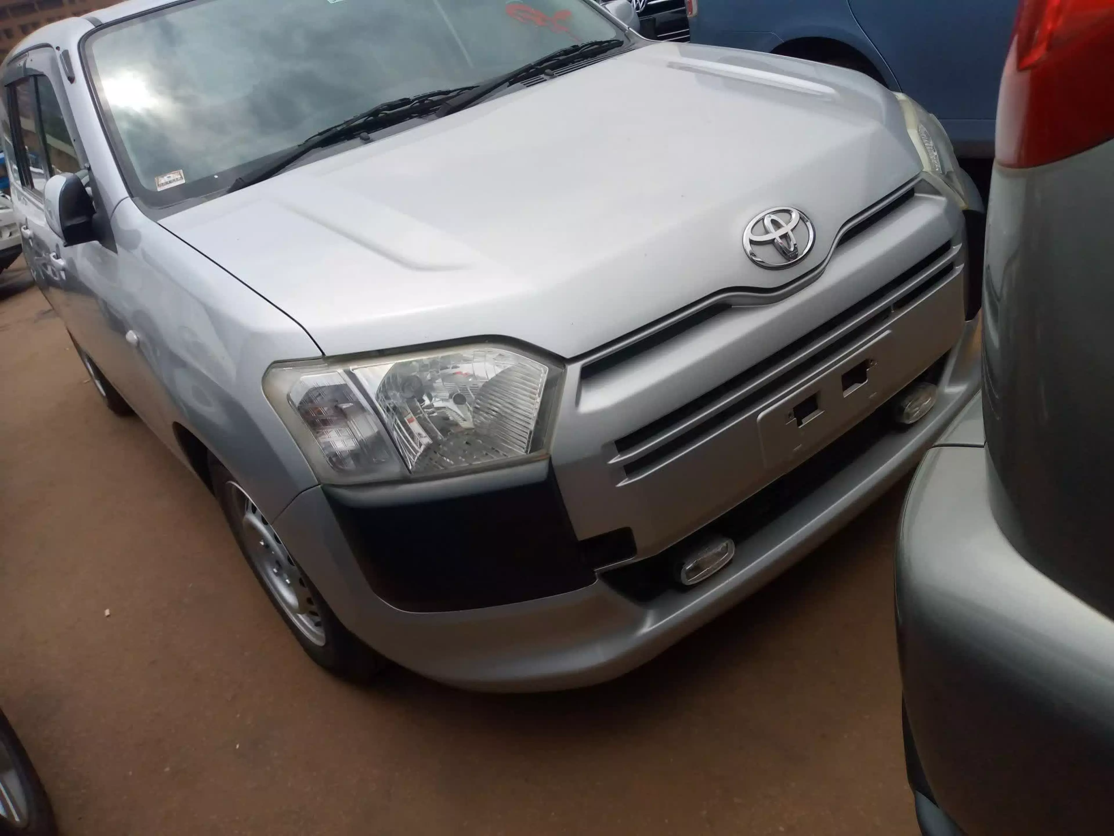 Toyota Succeed  - 2014