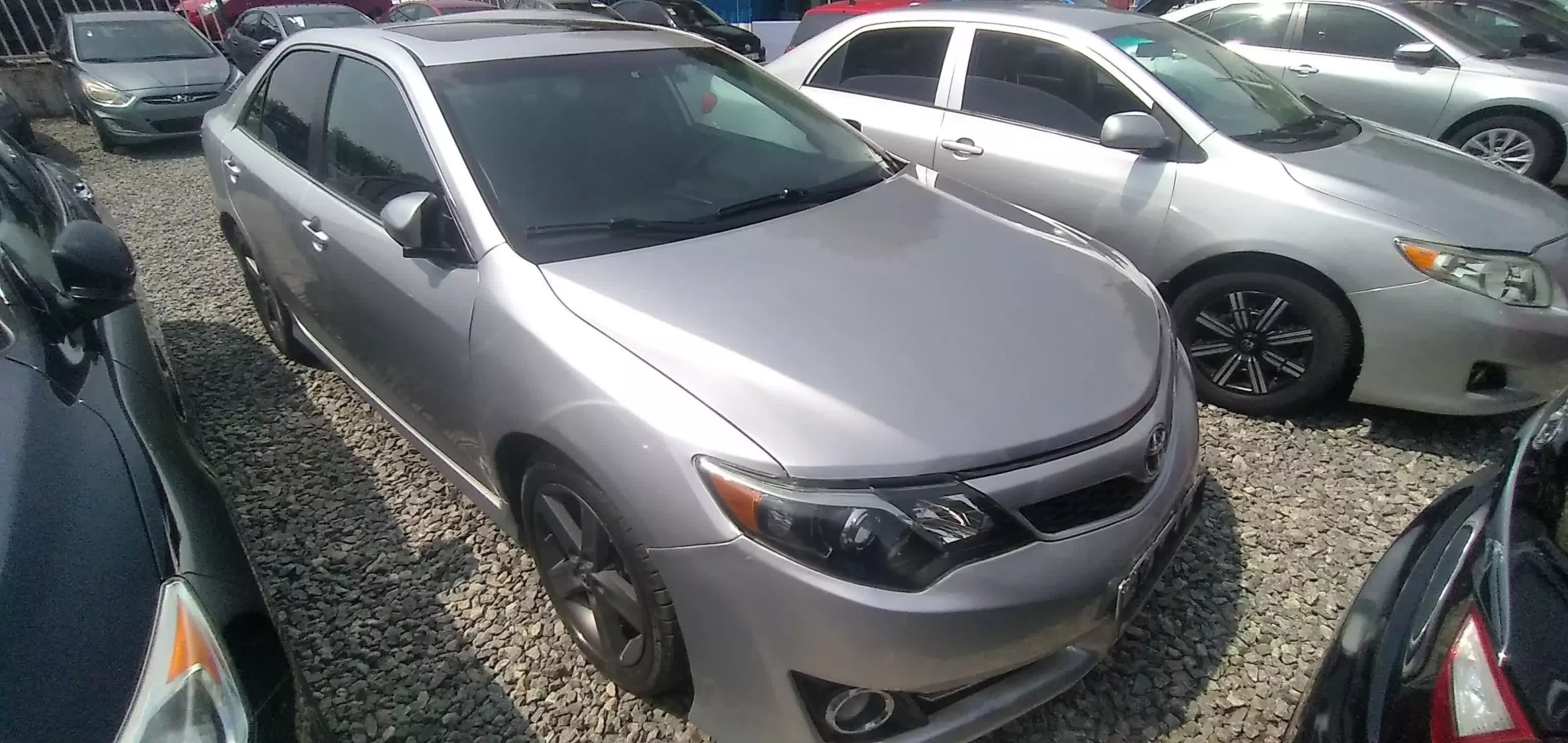 Toyota Camry - 2014