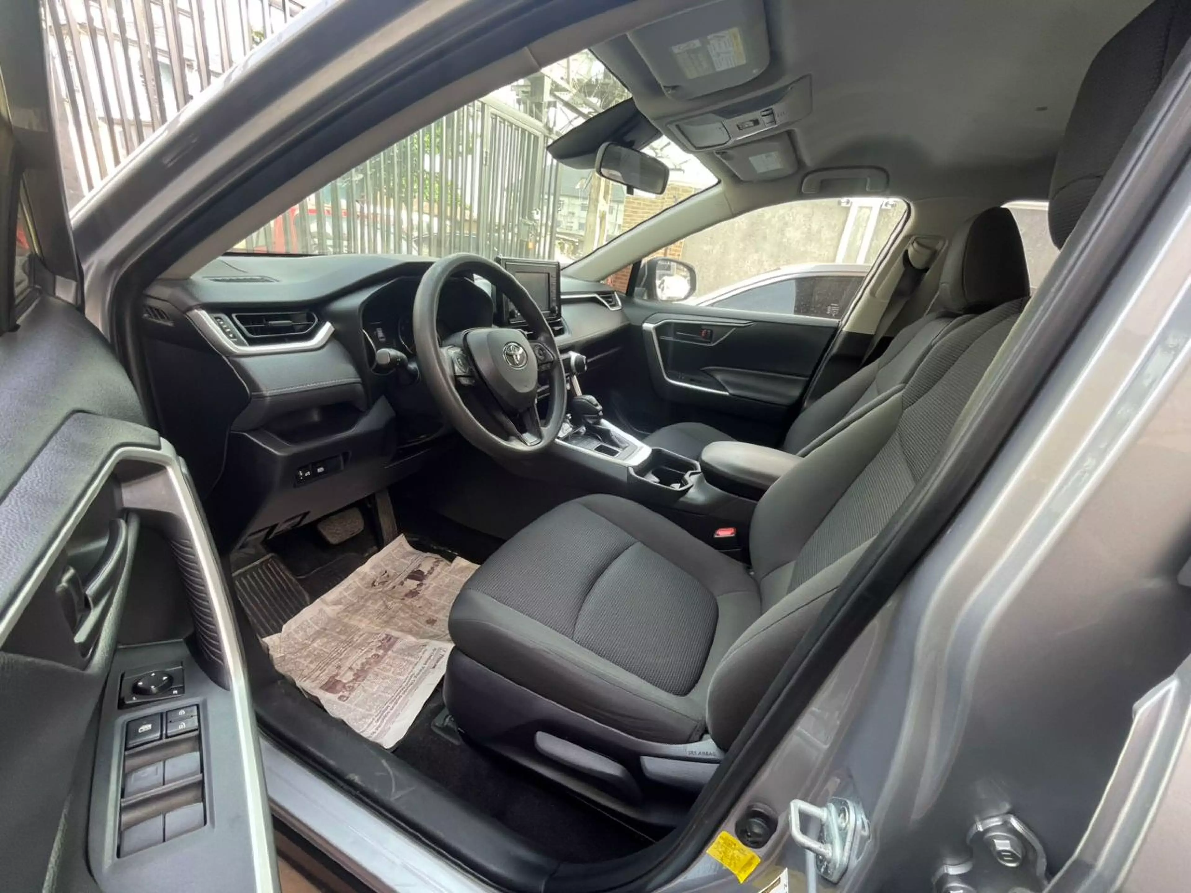 Toyota RAV 4   - 2019