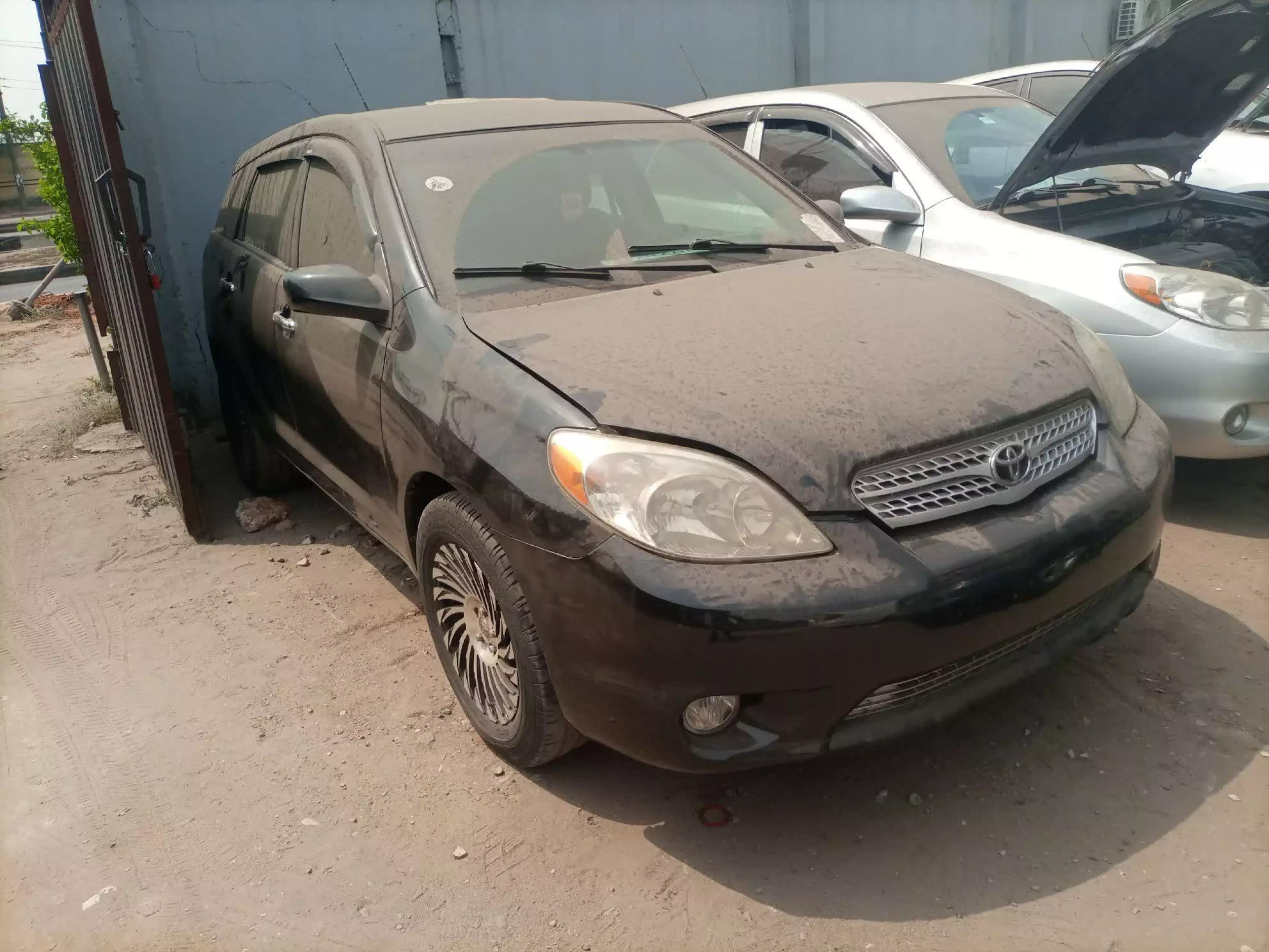 Toyota Matrix - 2005