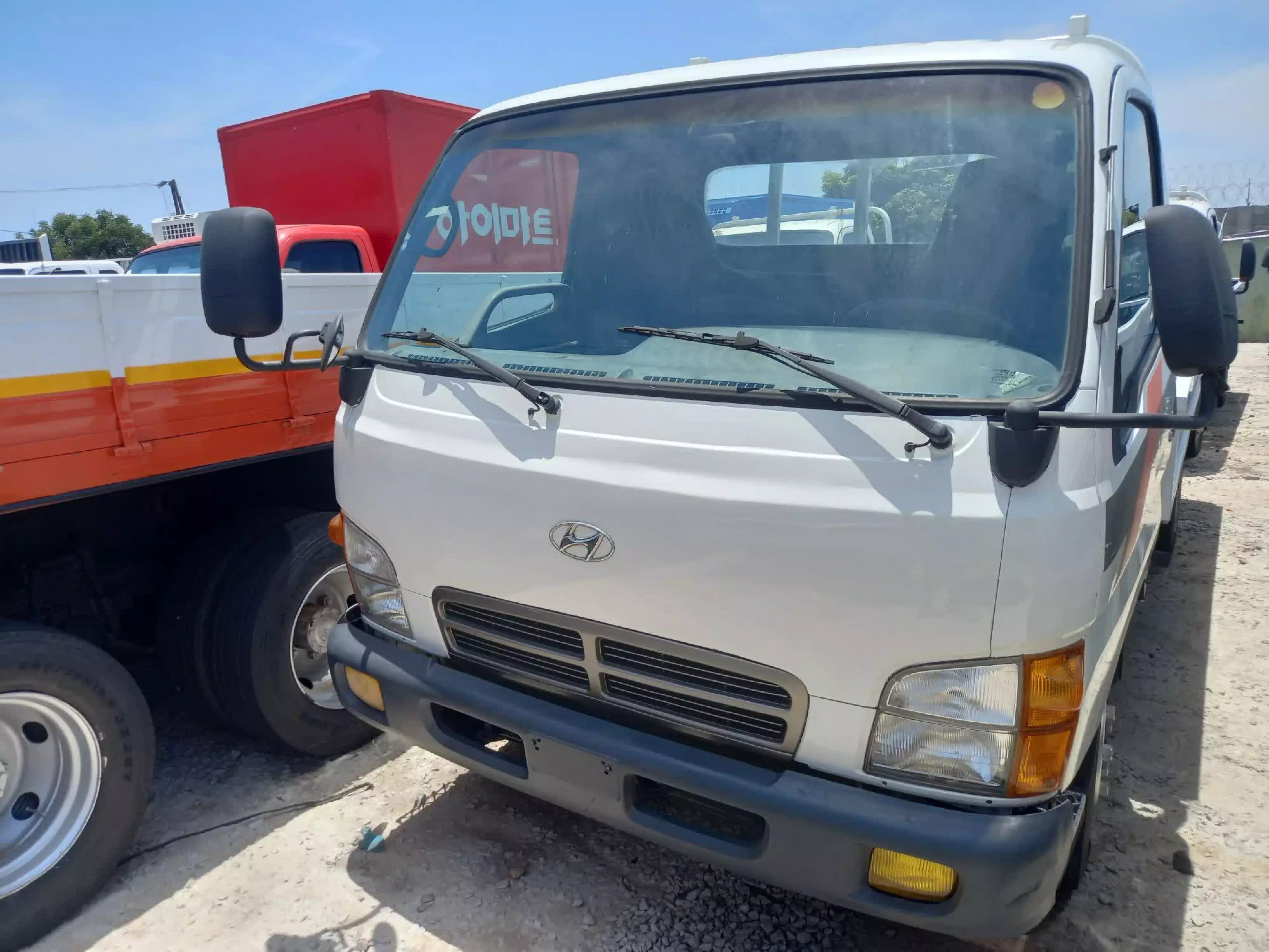 Hyundai Mighty - 2004