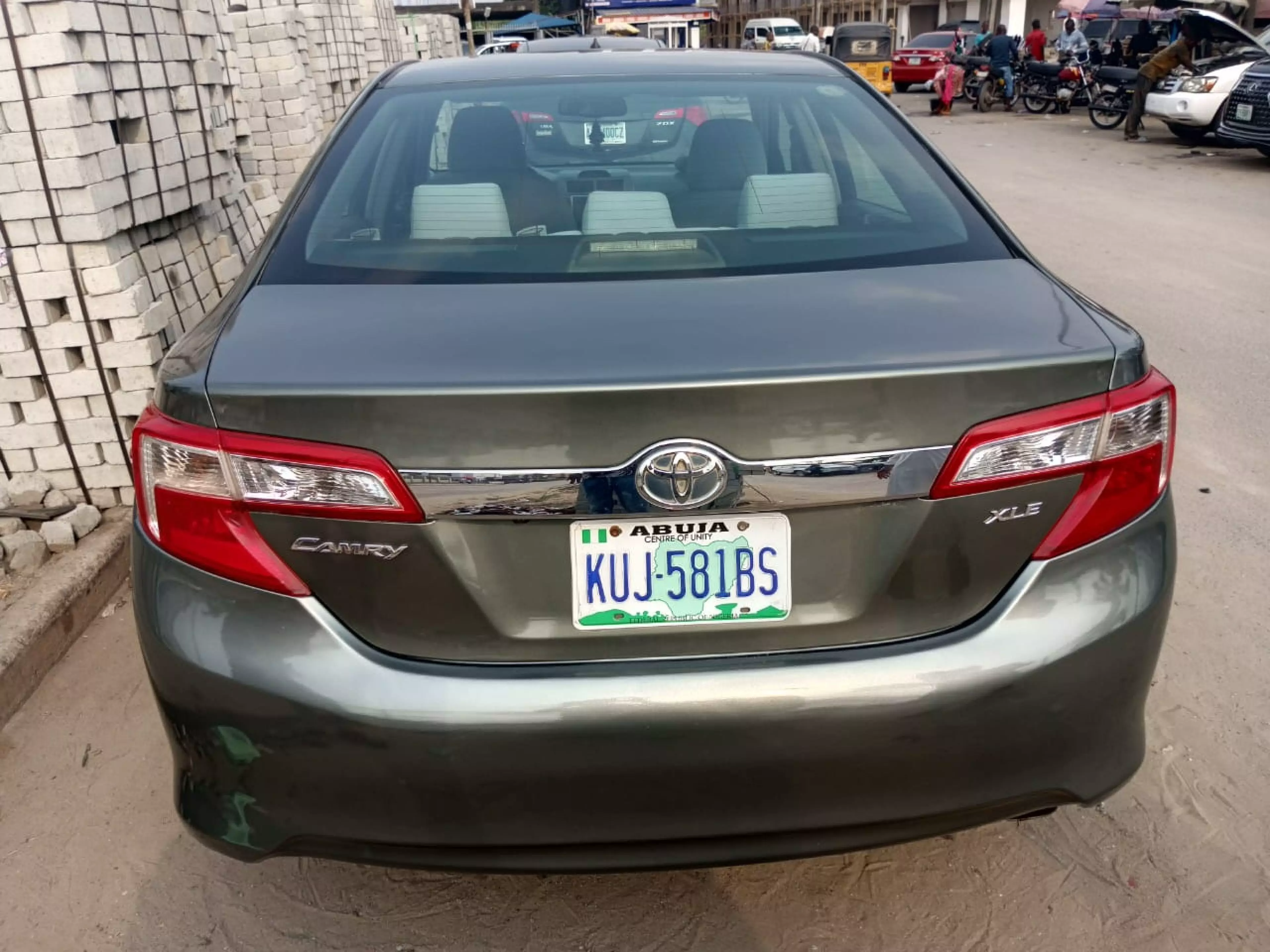 Toyota Camry   - 2012