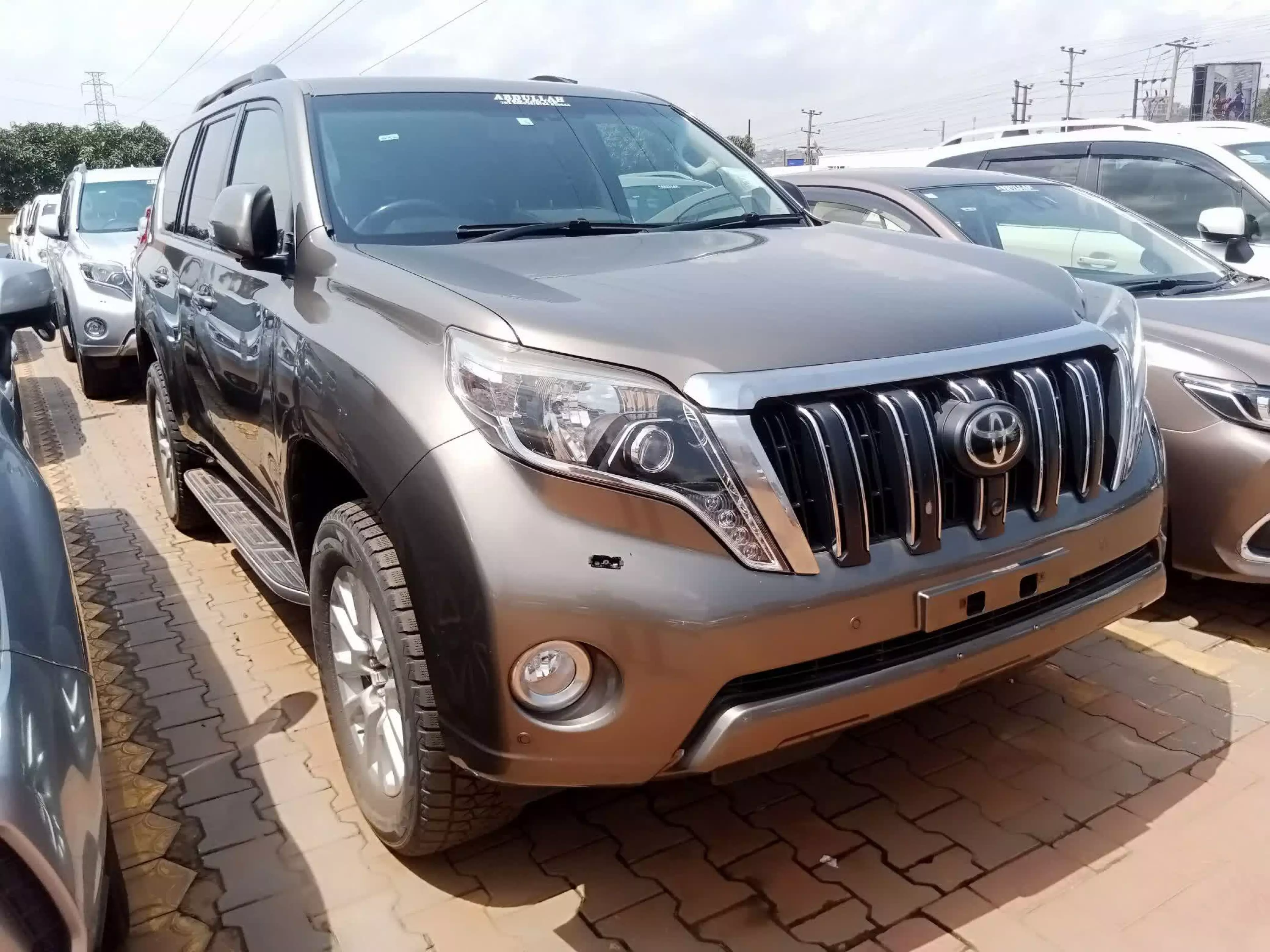 Toyota Landcruiser Prado   - 2016
