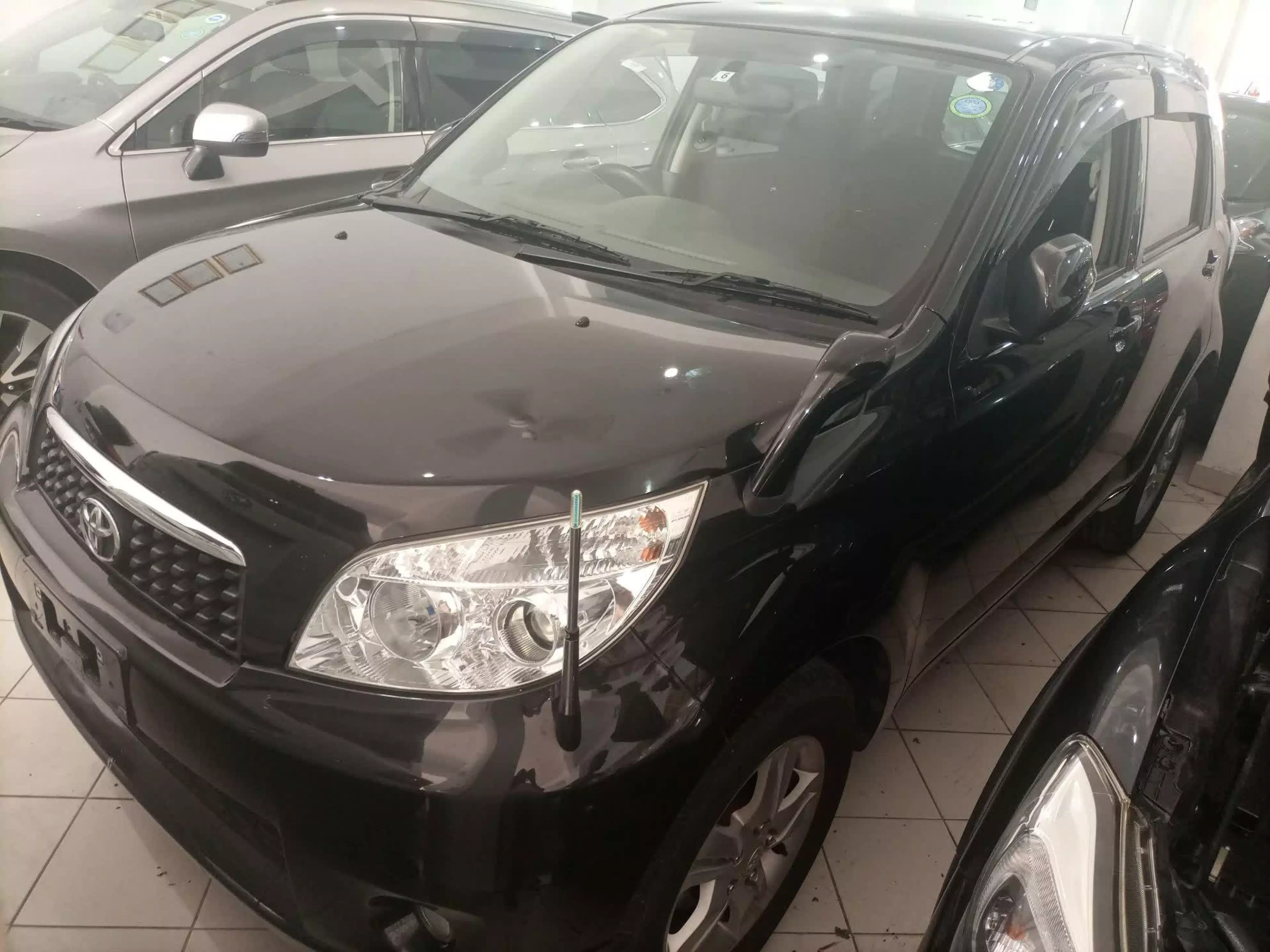 Toyota Rush - 2015