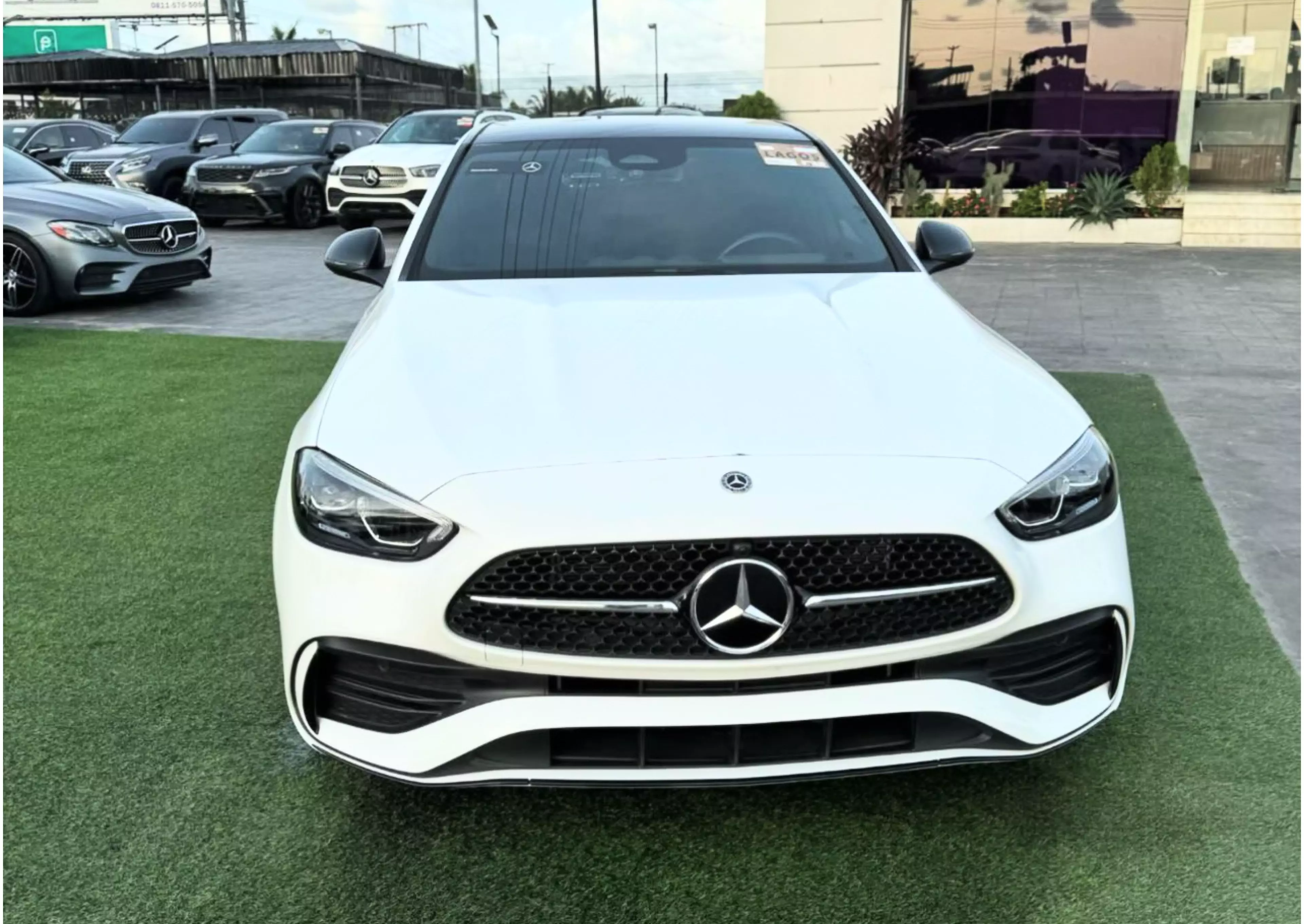 Mercedes-Benz 300 - 2022