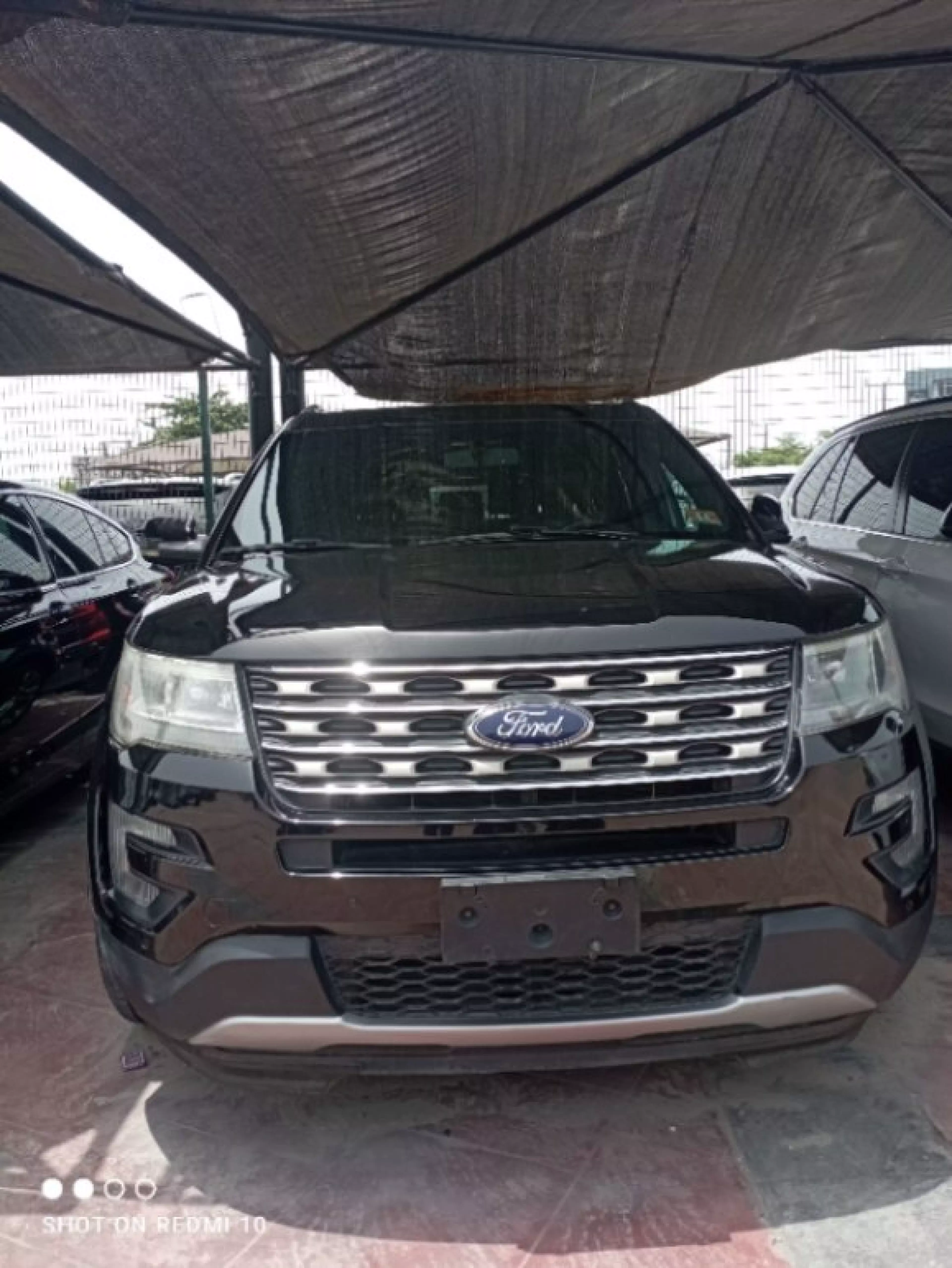 Ford Explorer - 2016