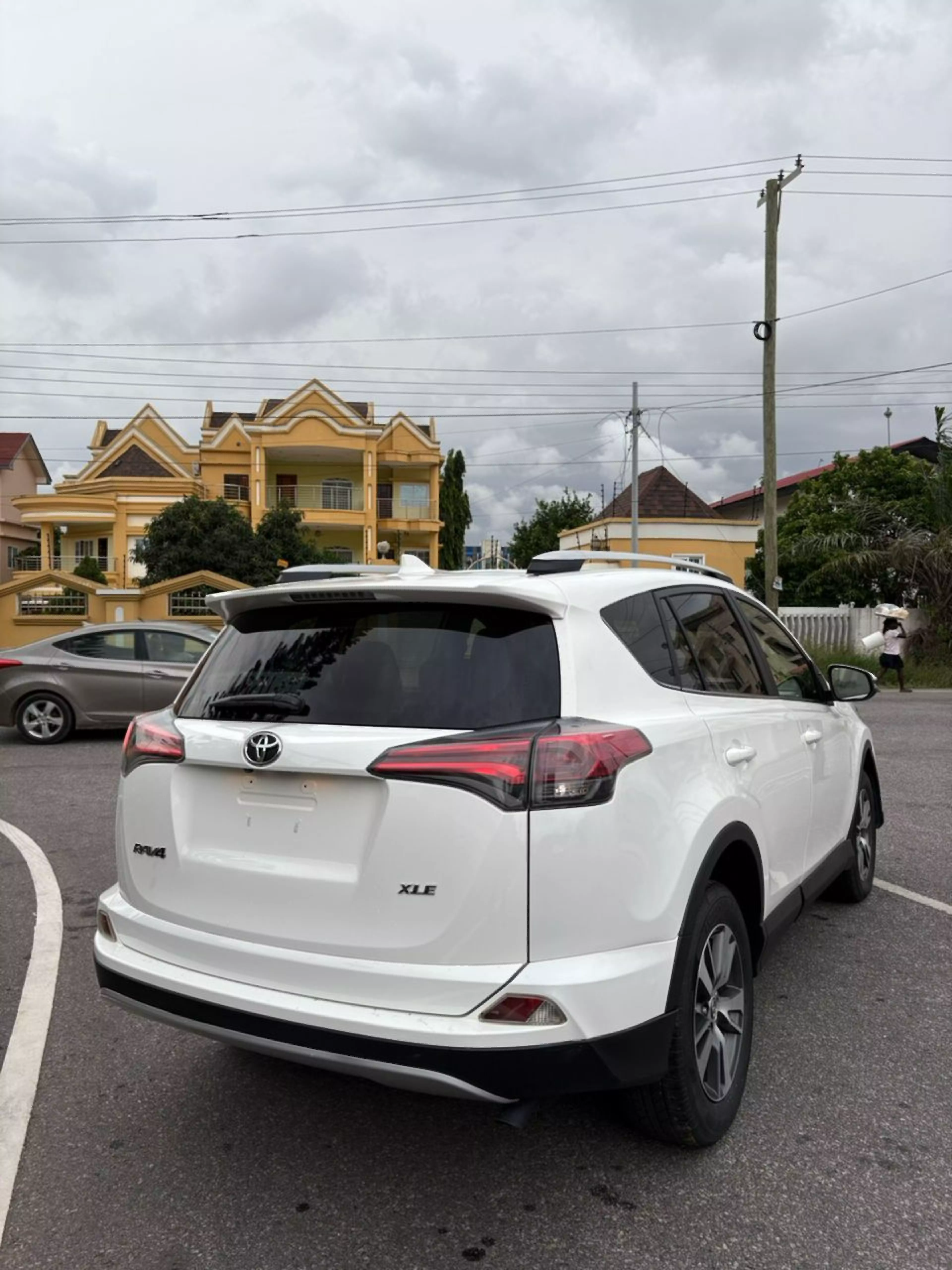 Toyota RAV 4 - 2016