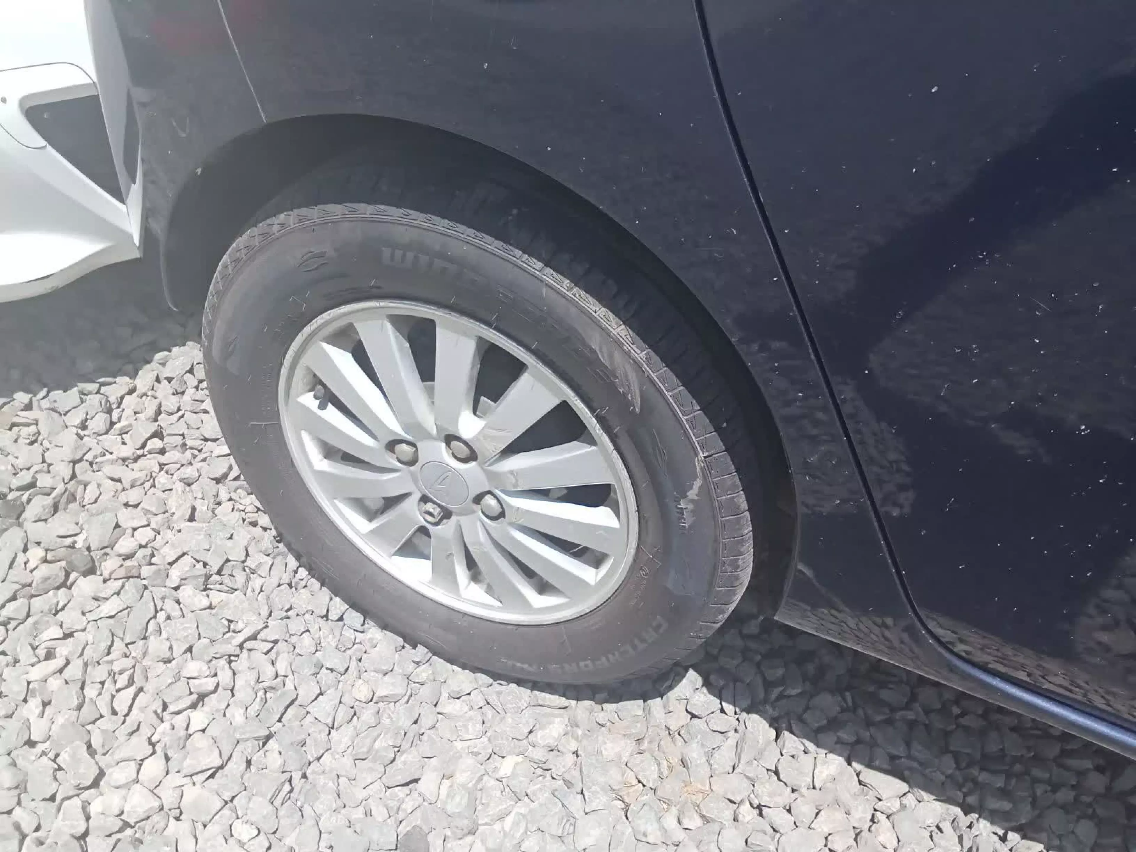 Daihatsu Mira    - 2016