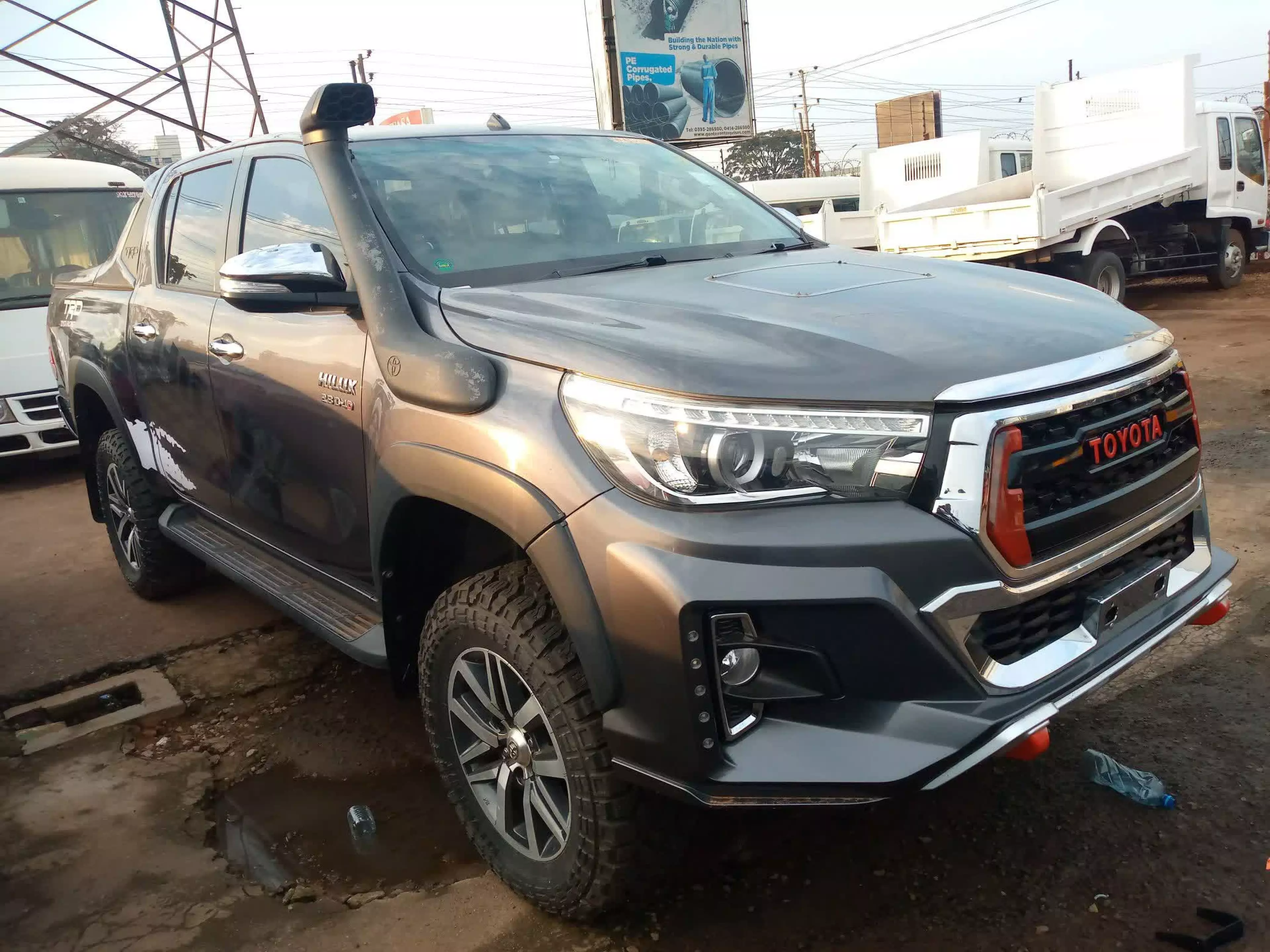 Toyota Hilux - 2015