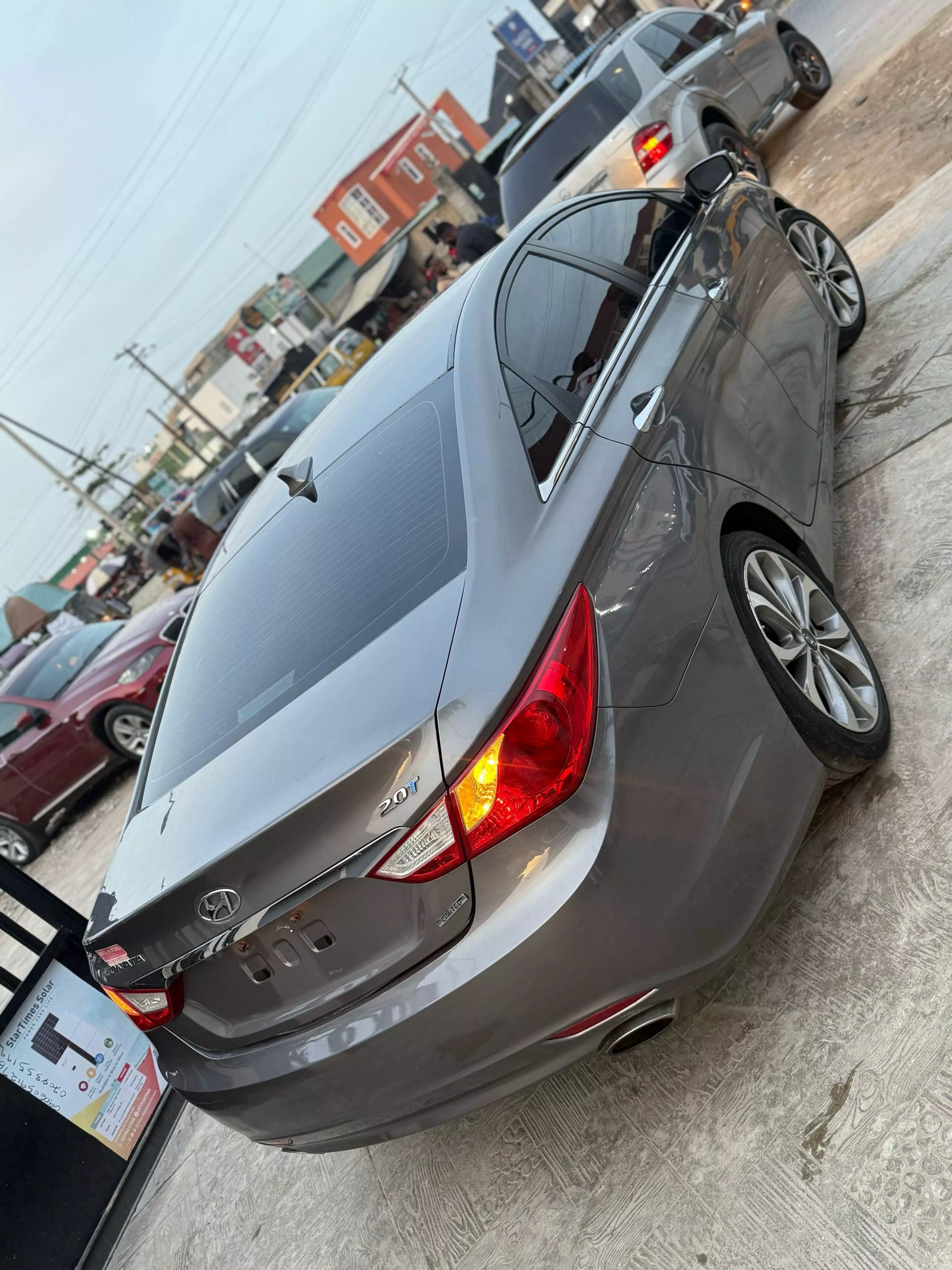 Hyundai Sonata   - 2011