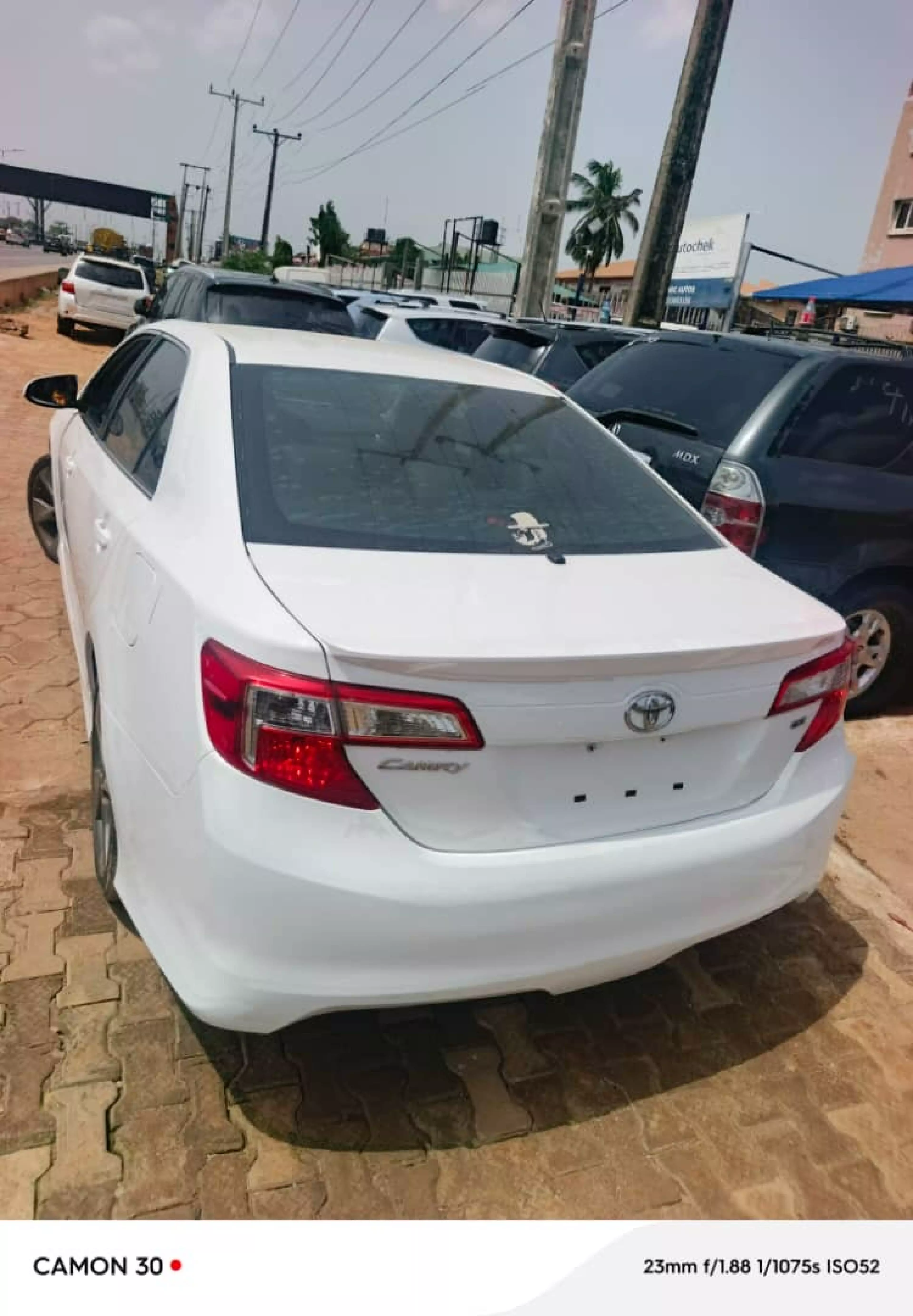 Toyota Camry - 2014
