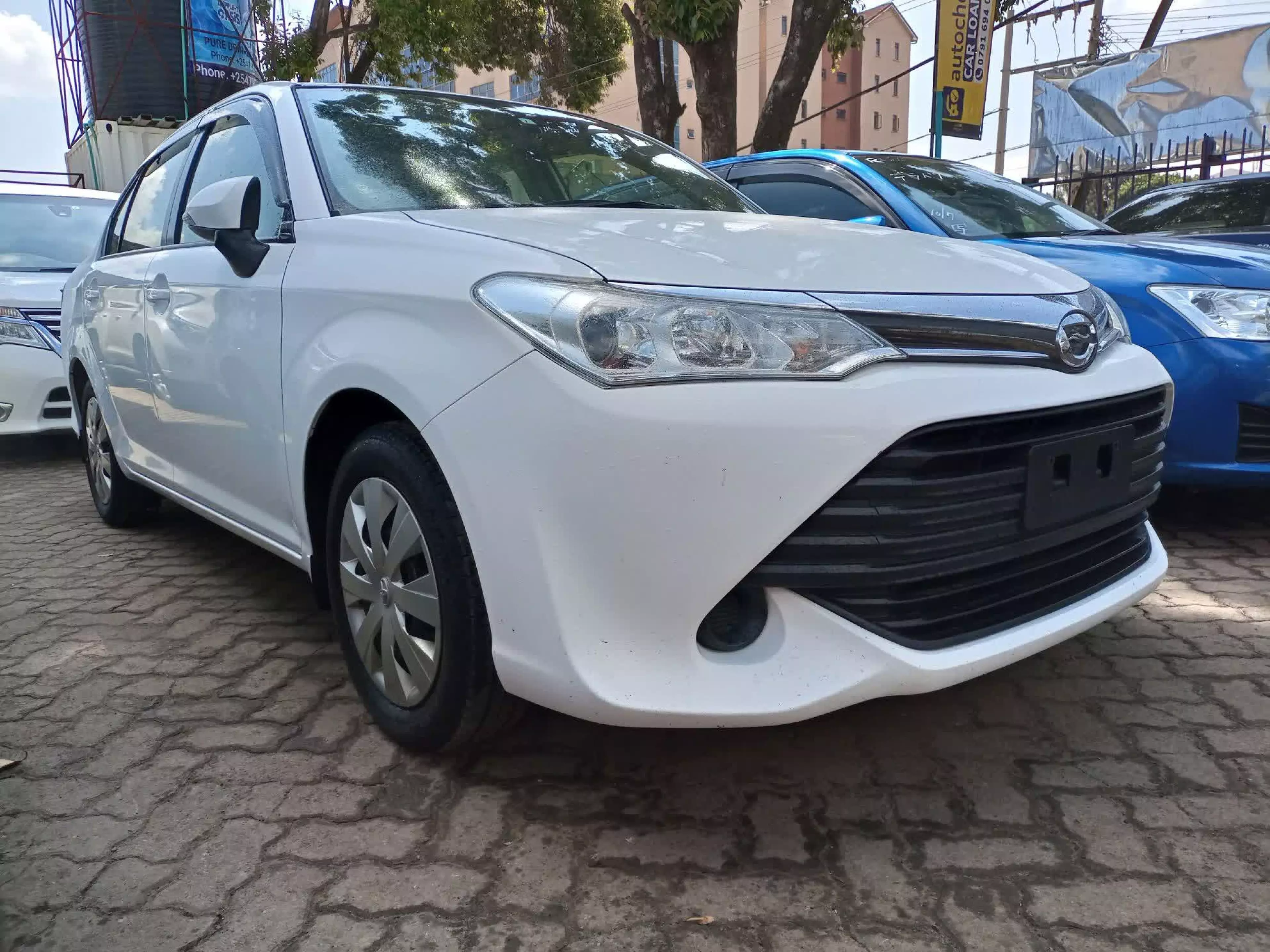 Toyota Axio  - 2015
