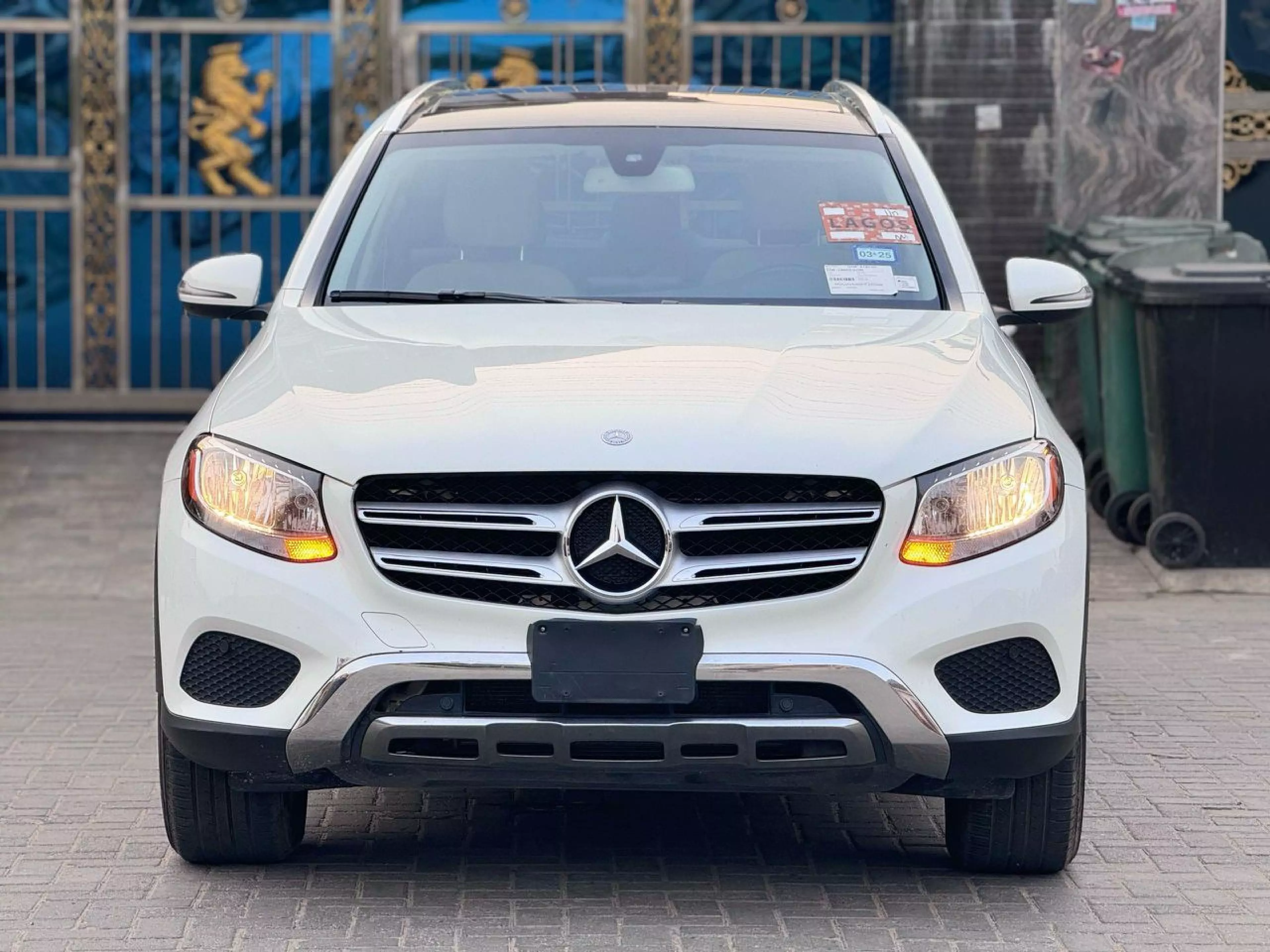 Mercedes-Benz GLC 300   - 2017
