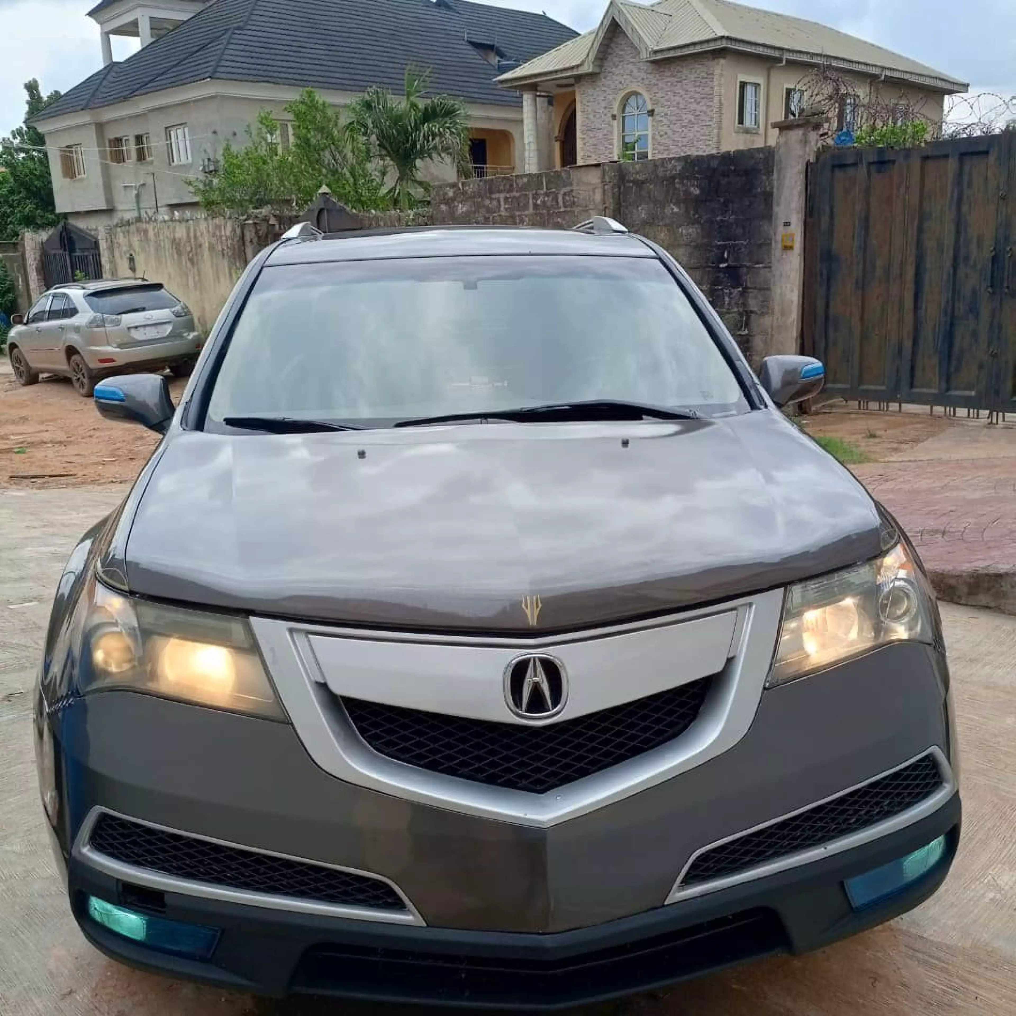 Acura MDX - 2010