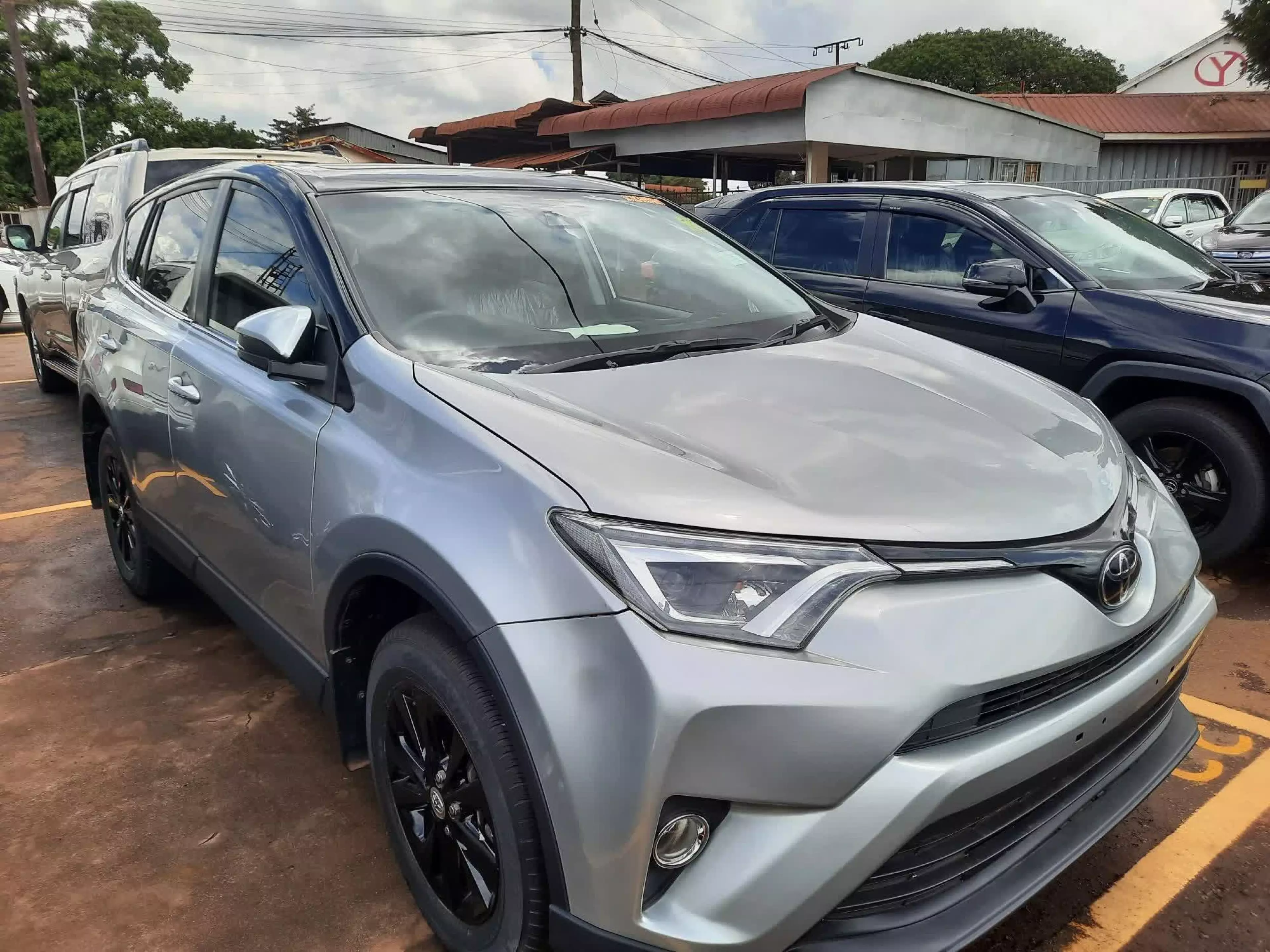 Toyota RAV 4 - 2017