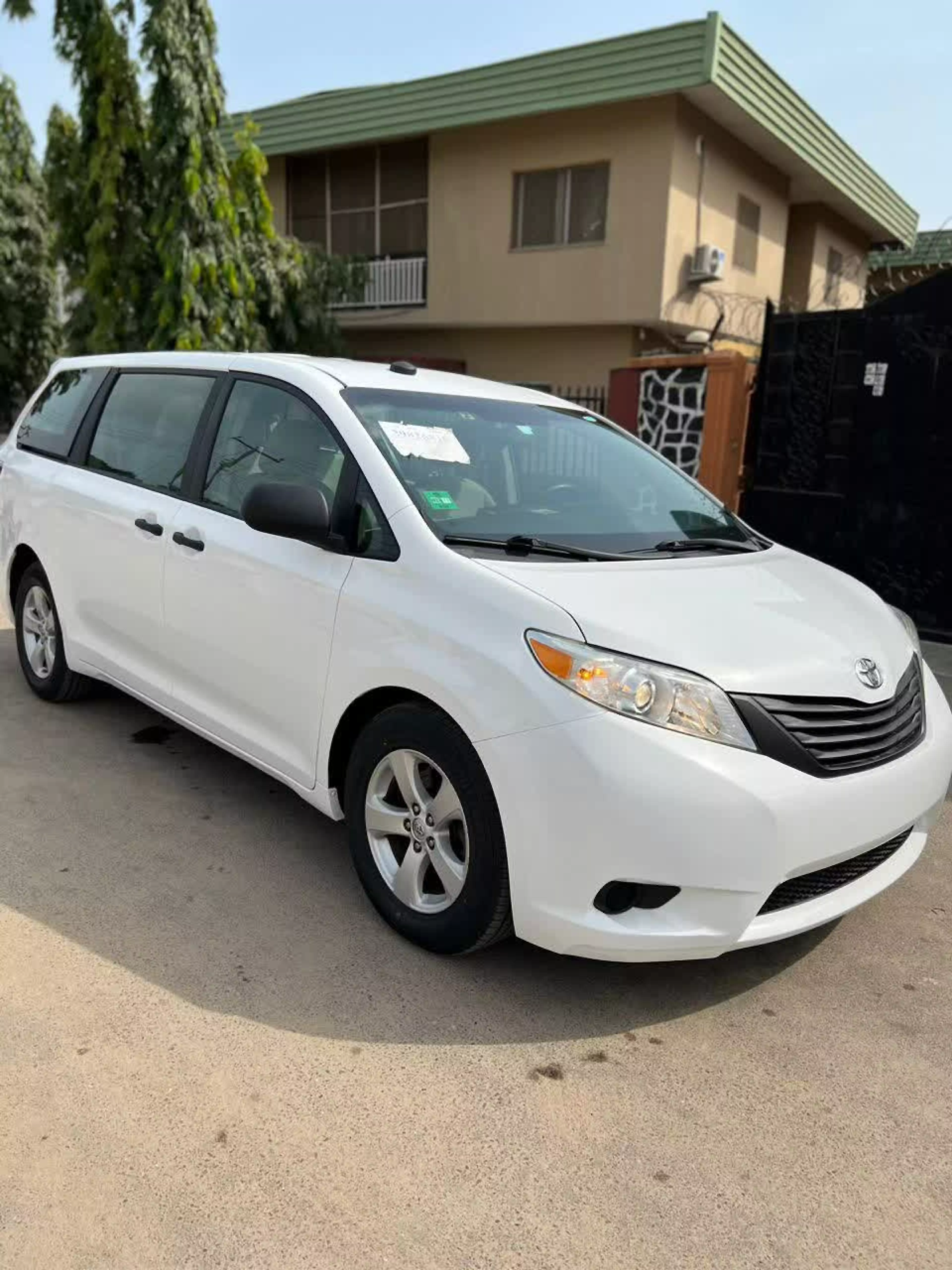Toyota Sienna - 2014