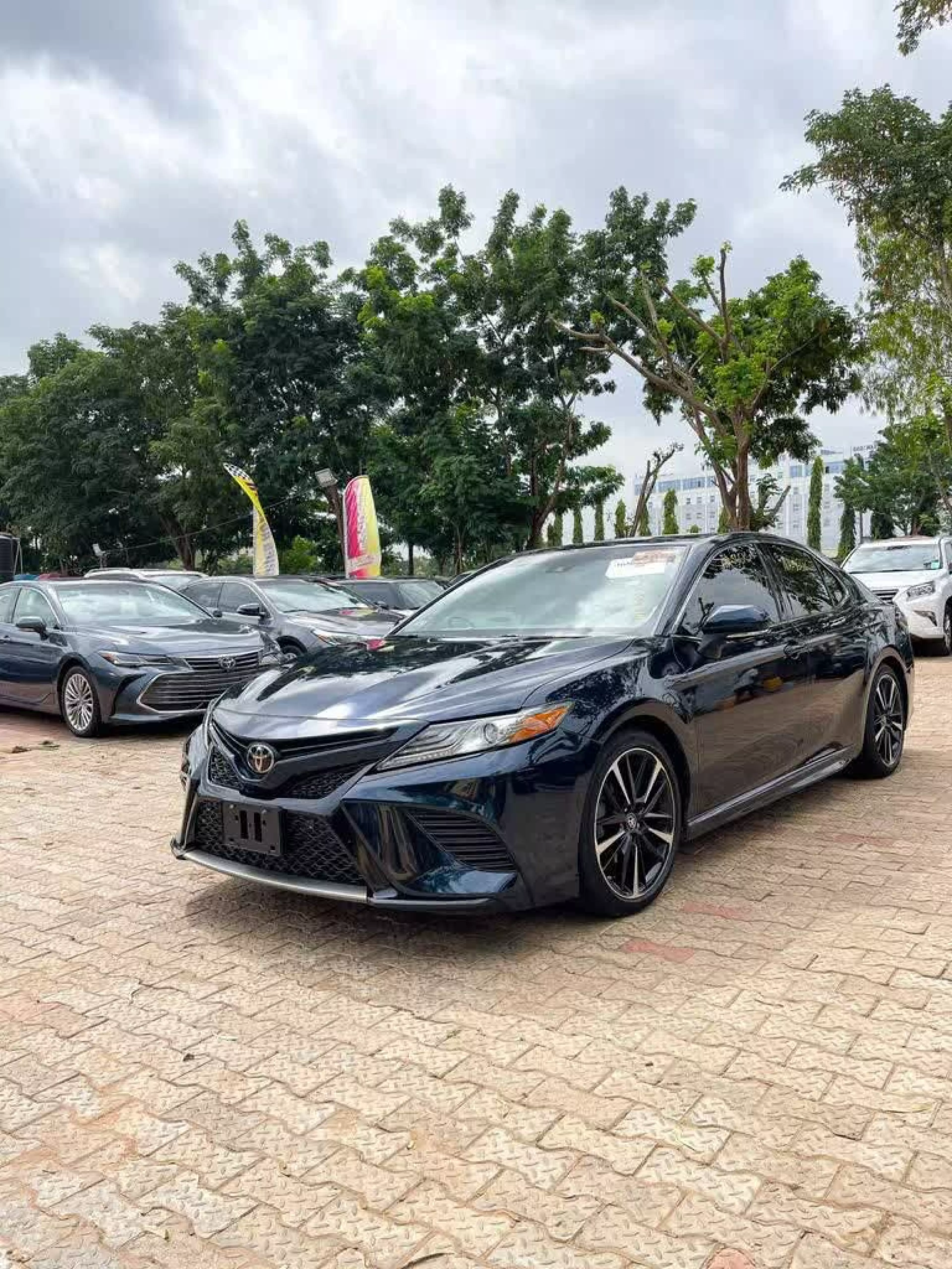 Toyota Camry - 2018