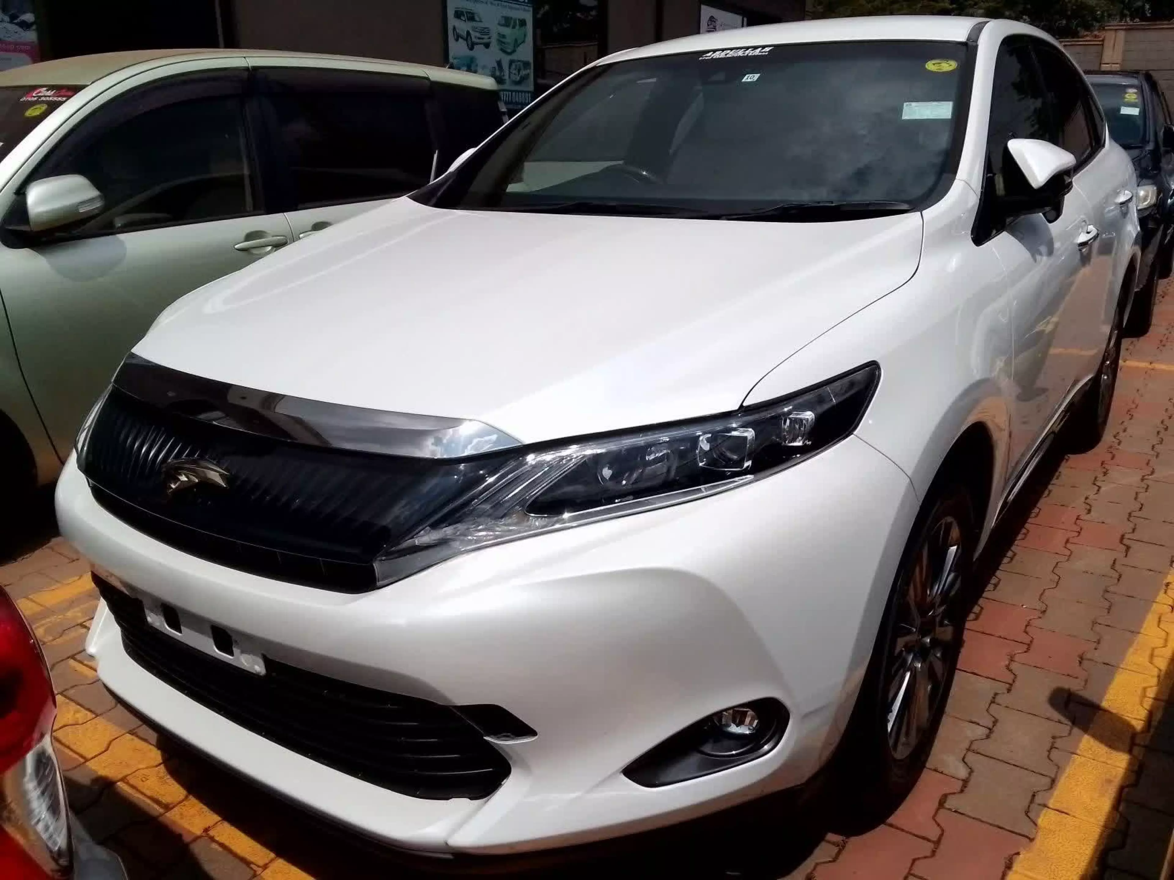 Toyota Harrier - 2014