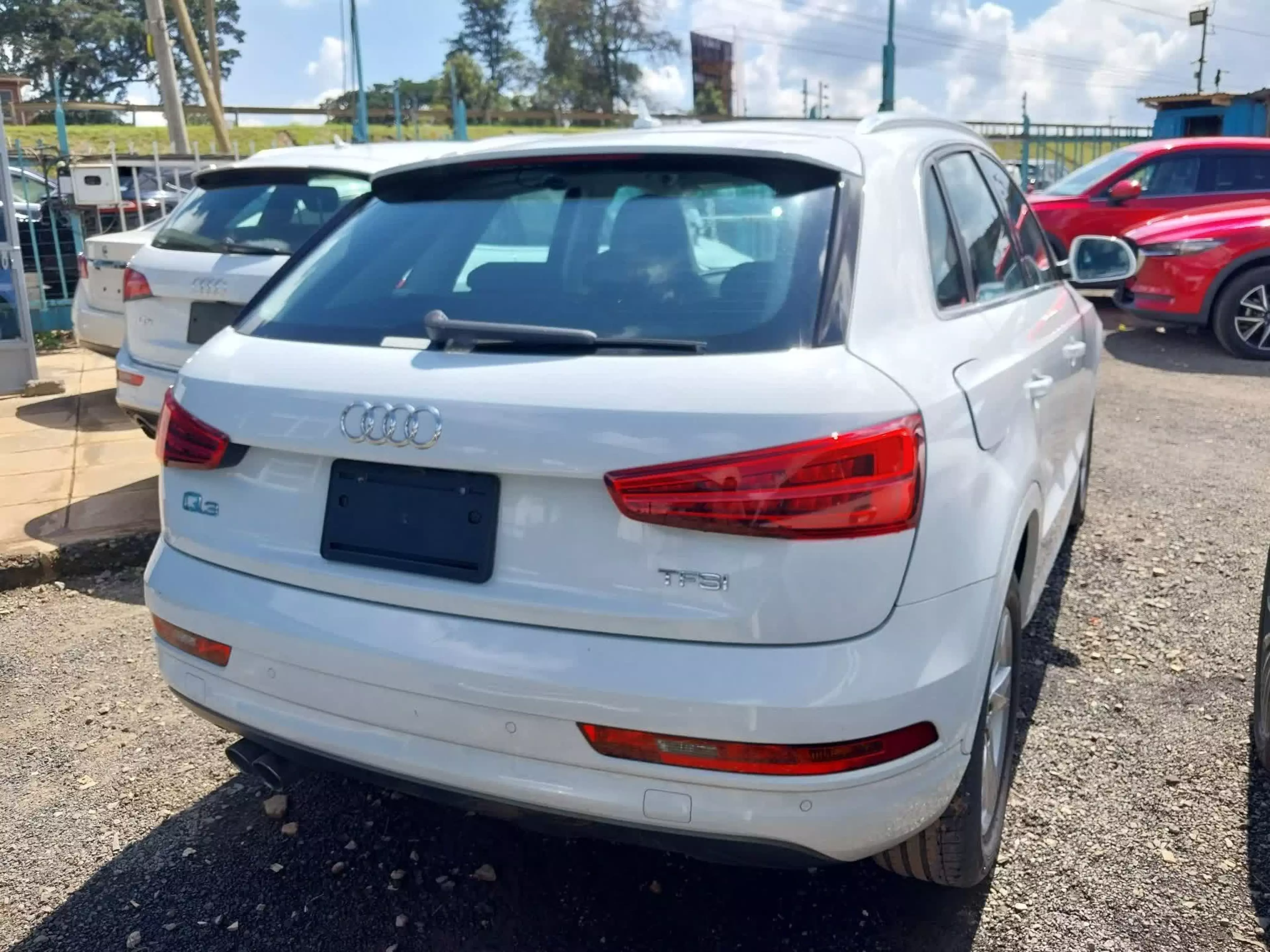 Audi Q3   - 2016