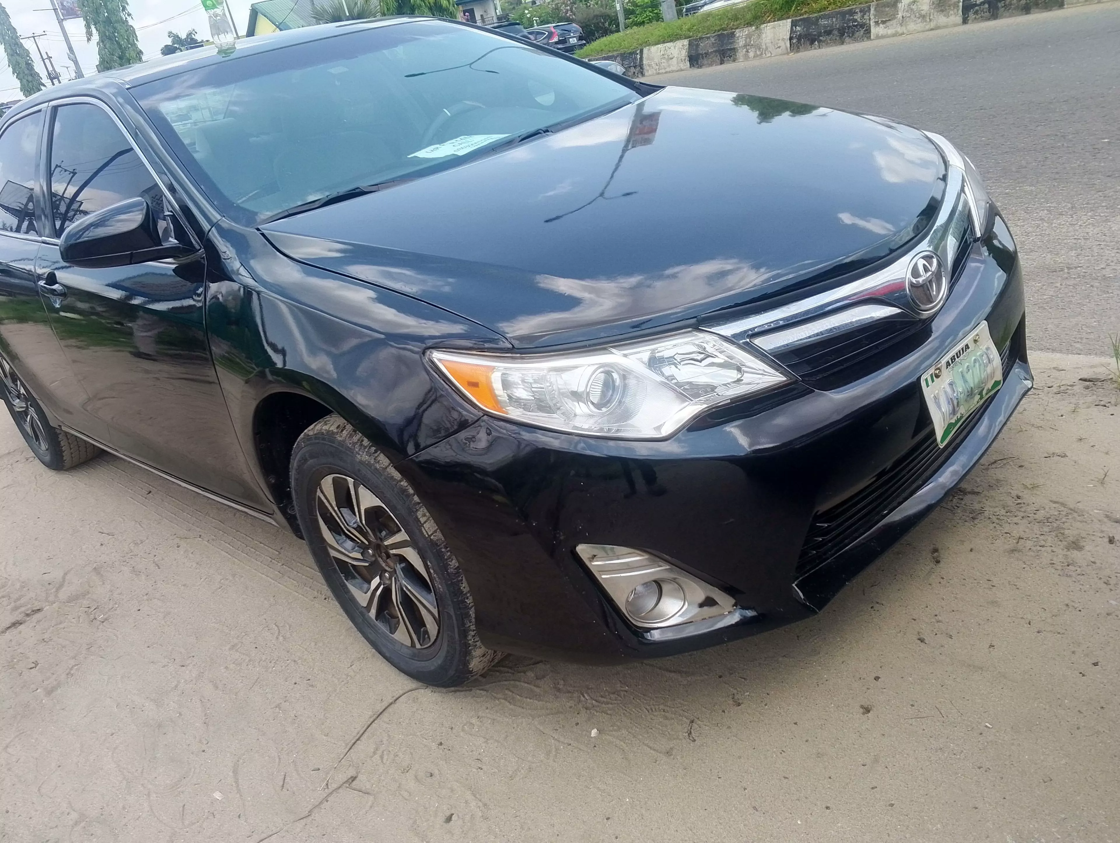 Toyota Camry   - 2013