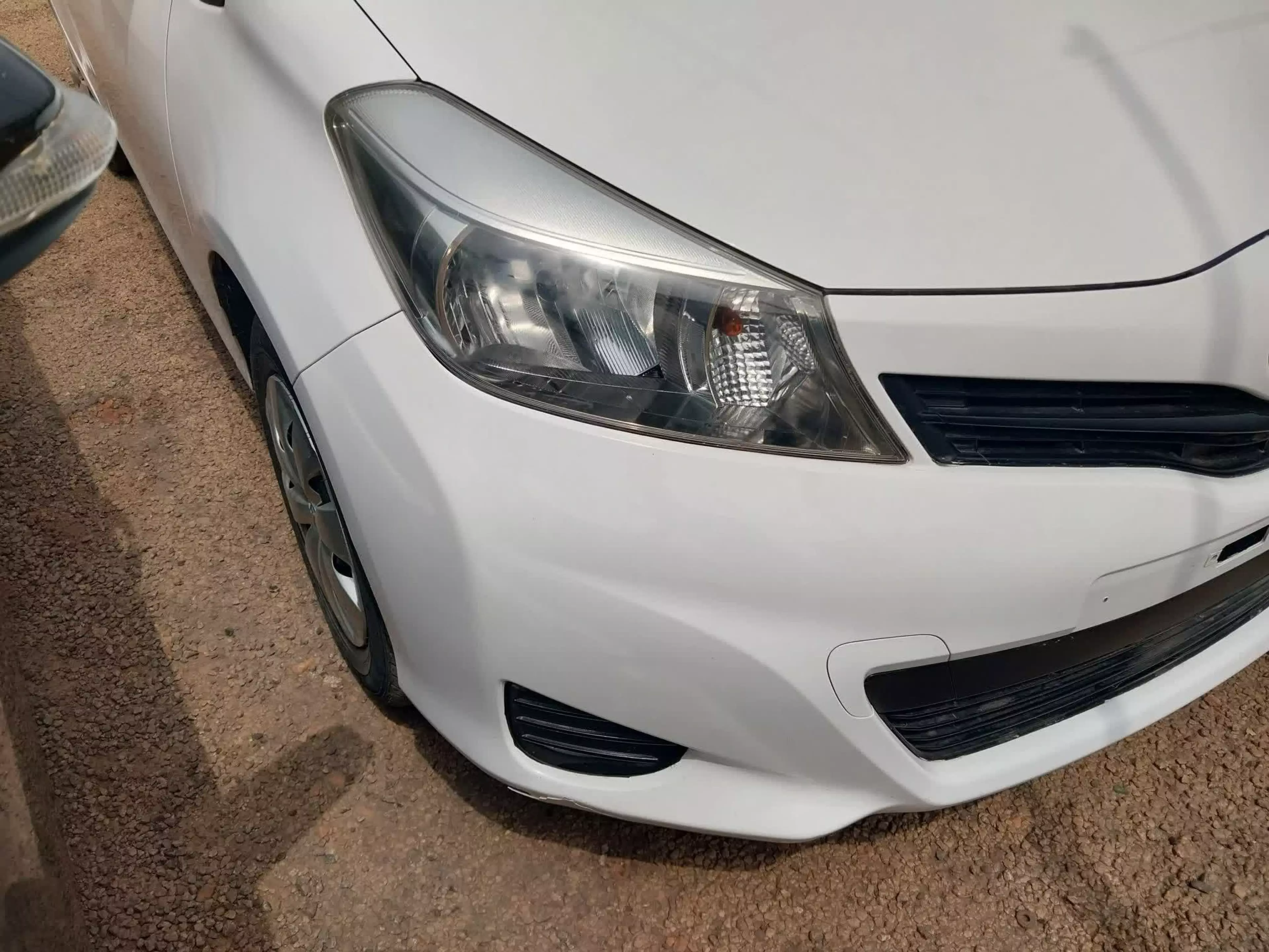 Toyota Vitz - 2010