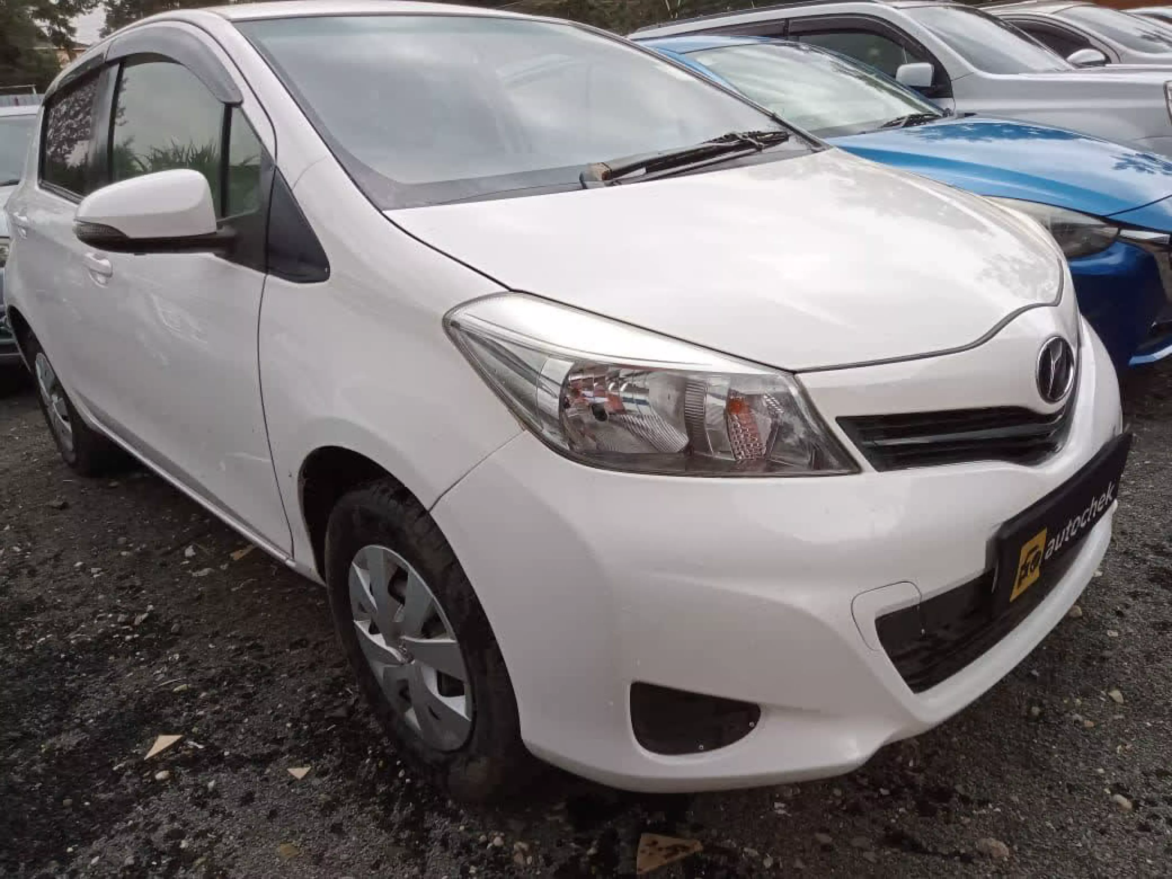 Toyota Vitz - 2014