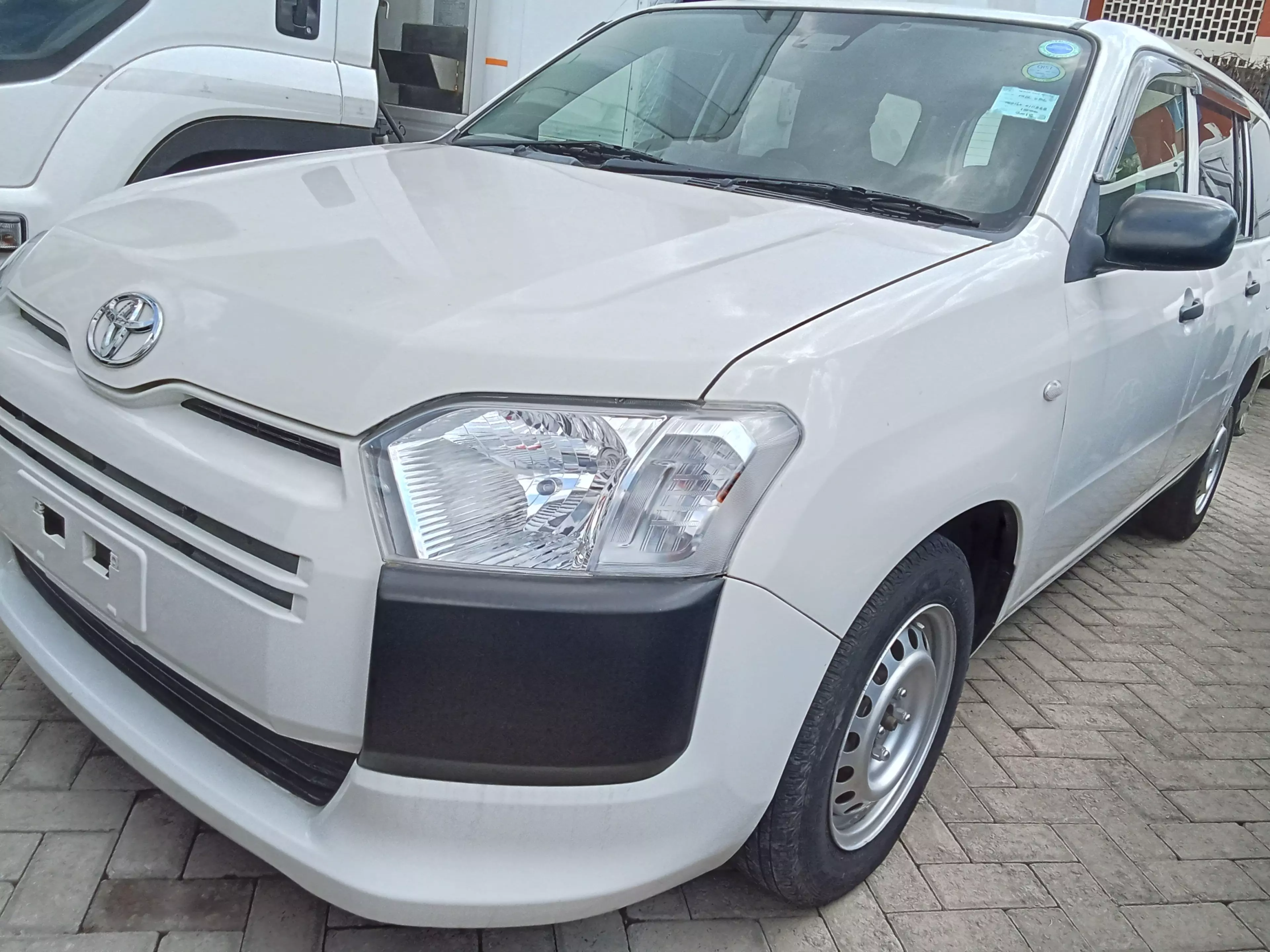 Toyota Probox    - 2018