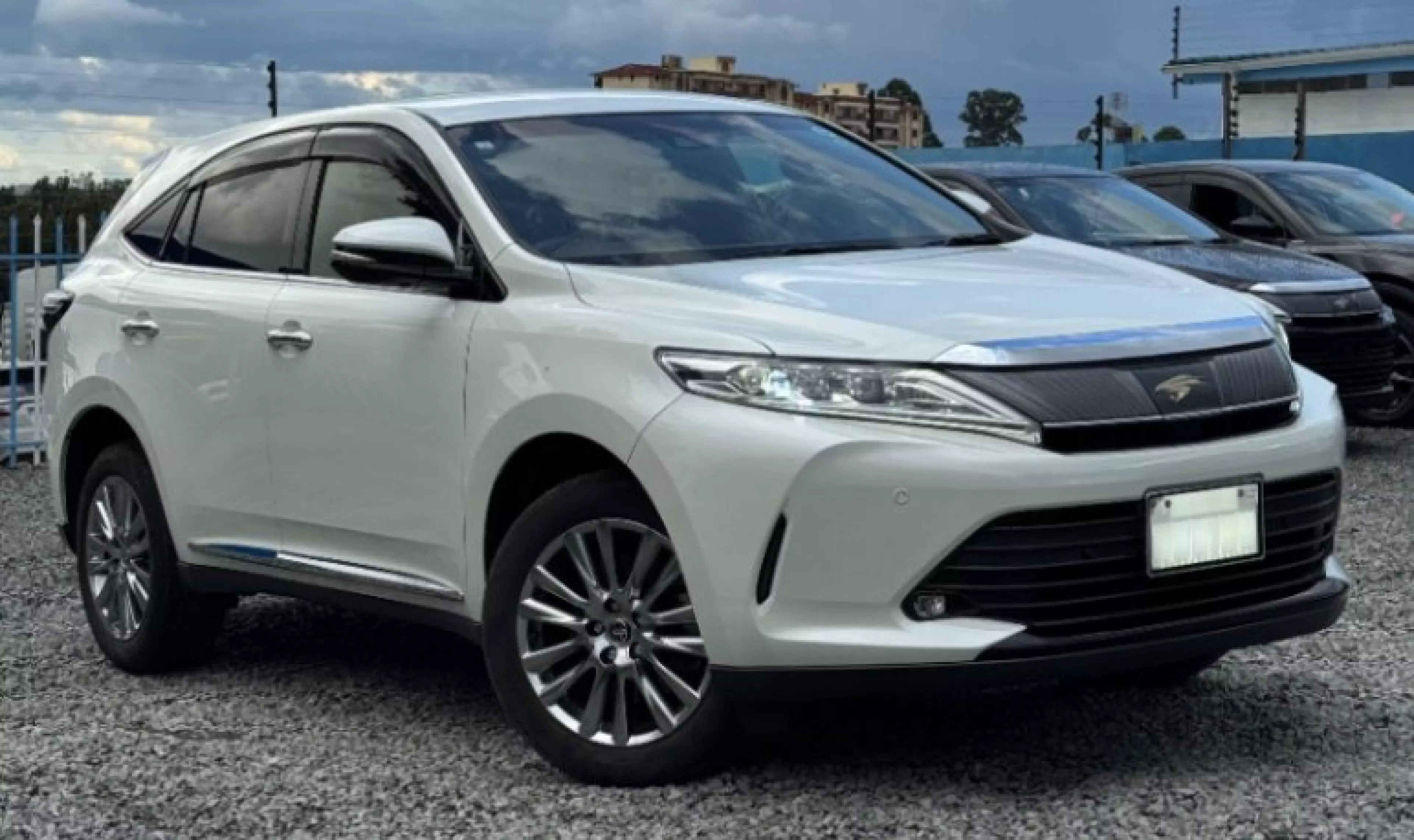 Toyota Harrier - 2020