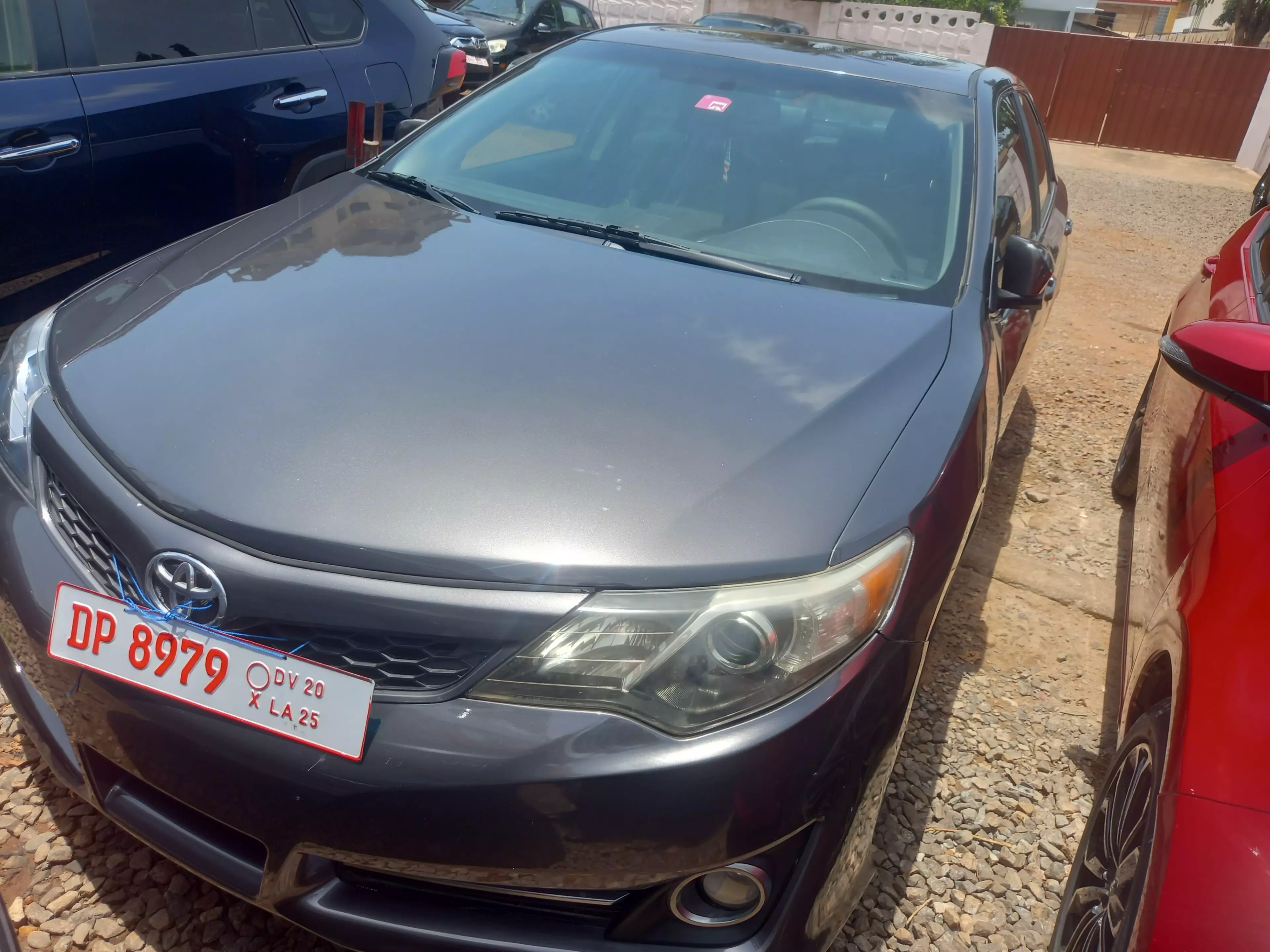 Toyota Camry   - 2014