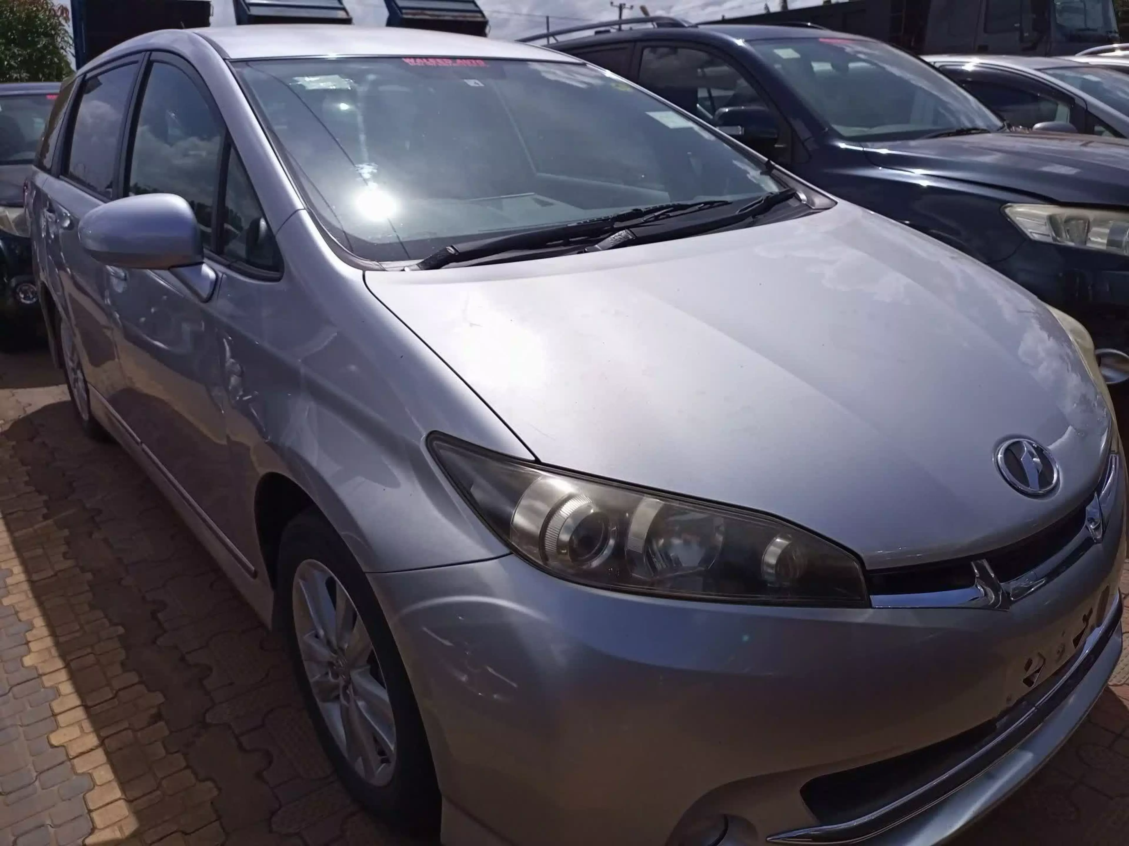 Toyota Wish - 2009