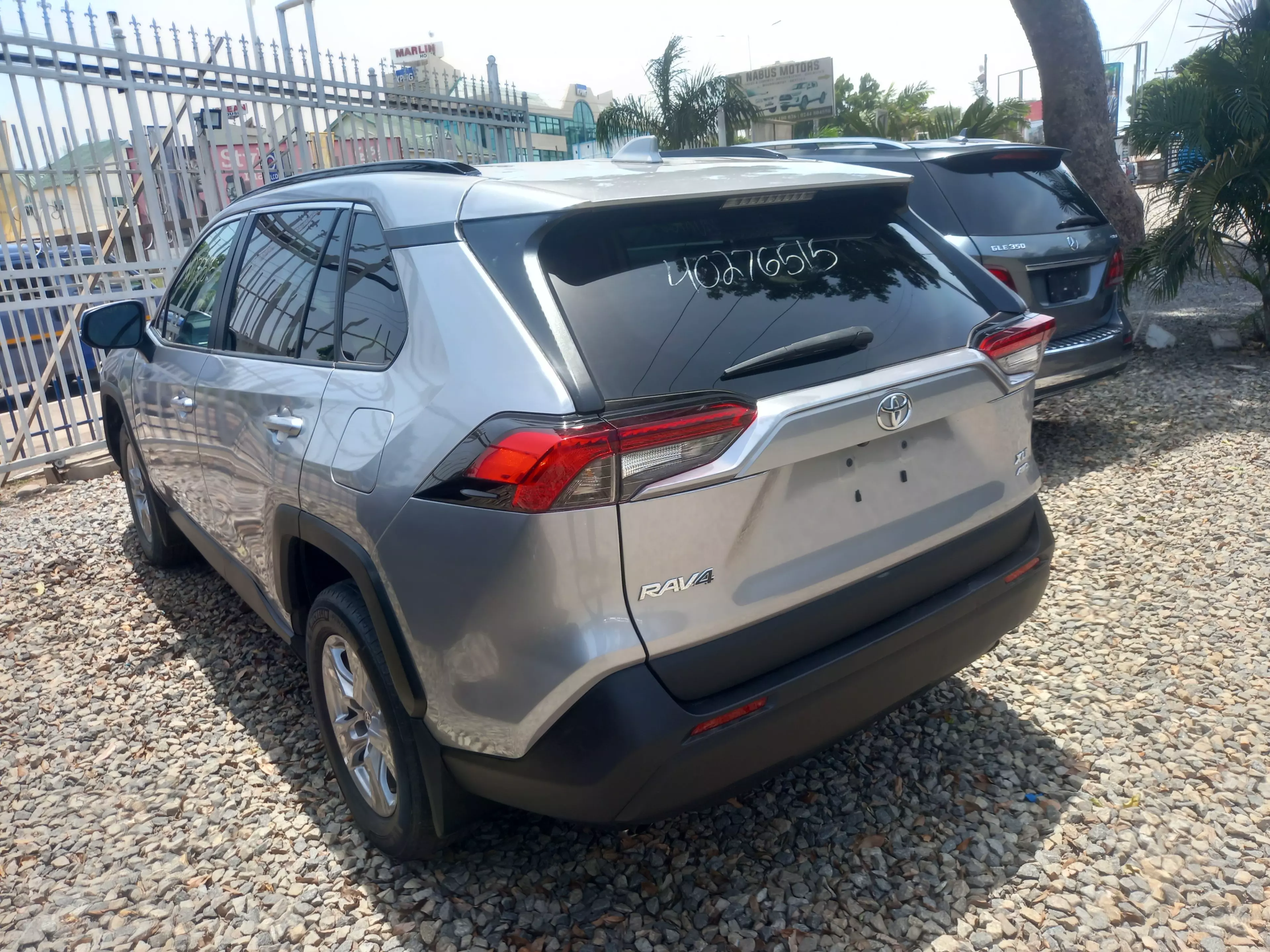 Toyota RAV 4   - 2023