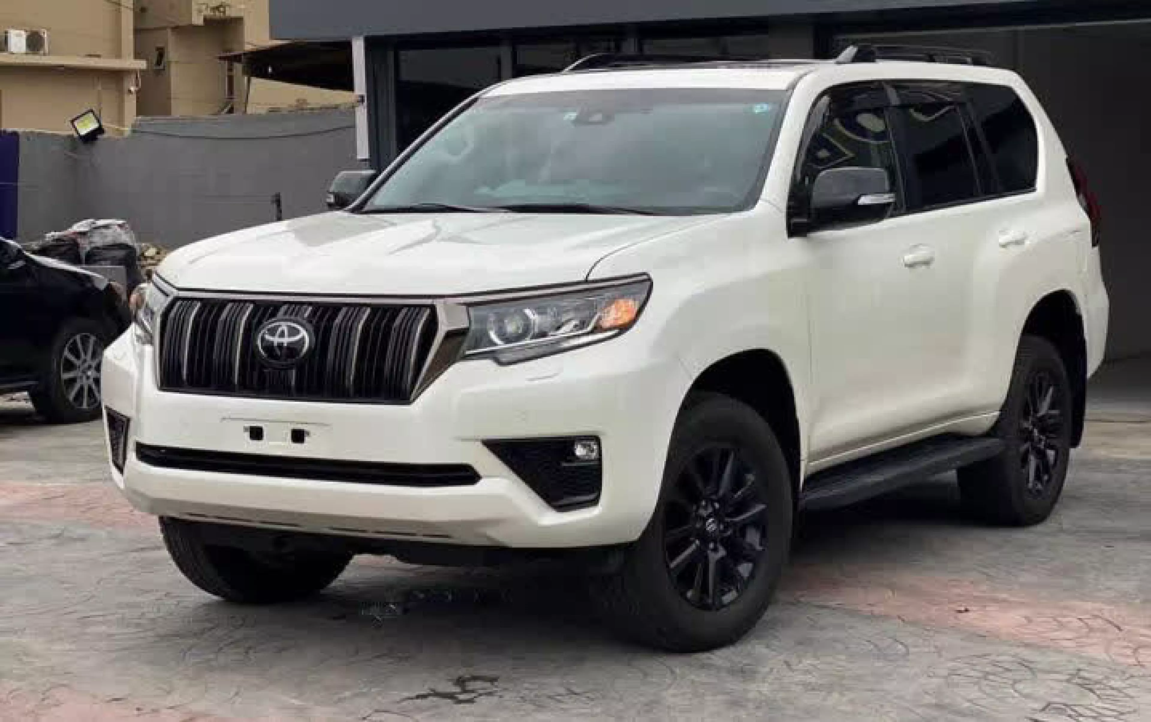 Toyota Landcruiser Prado - 2022