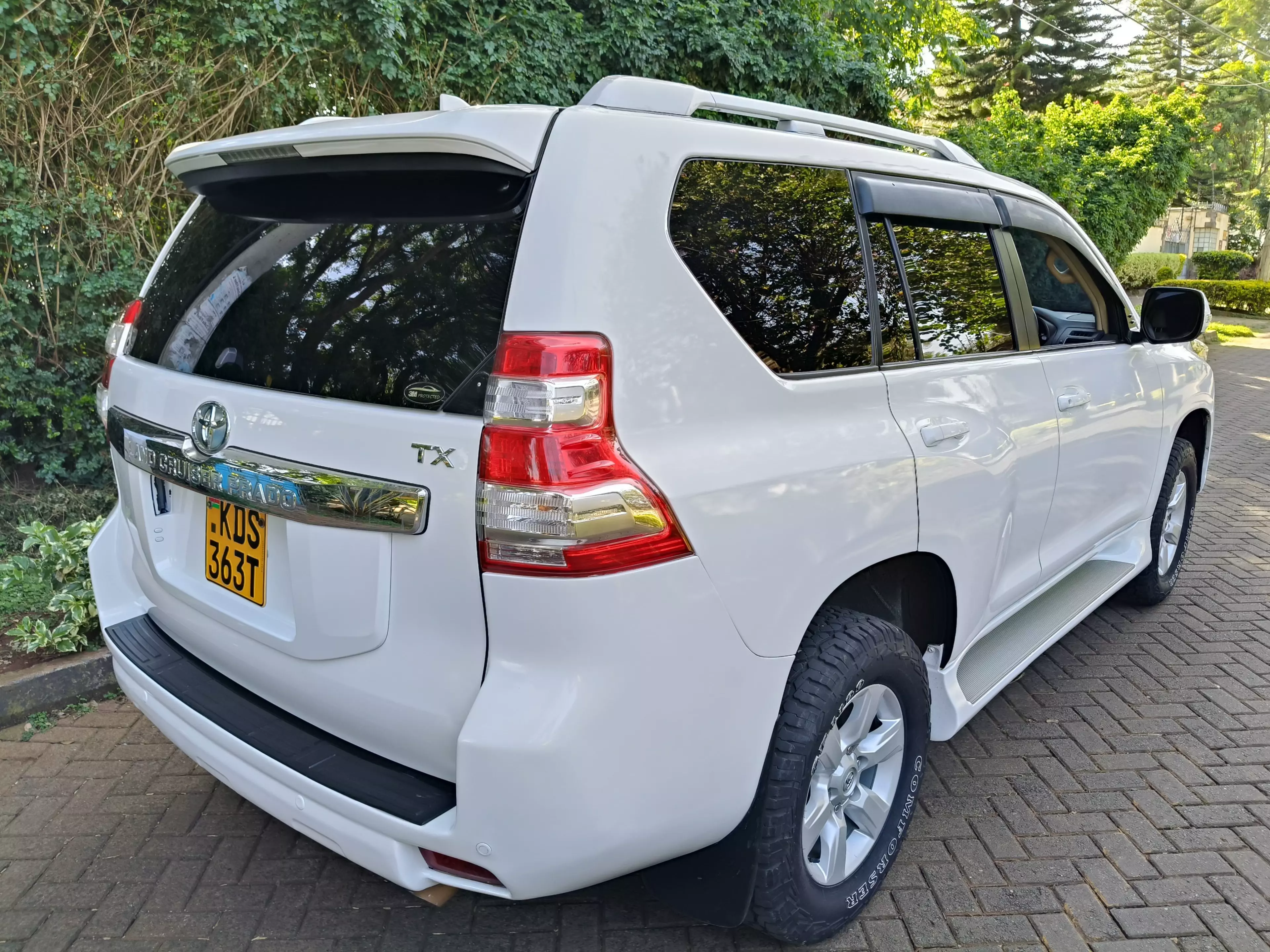 Toyota Landcruiser Prado - 2015