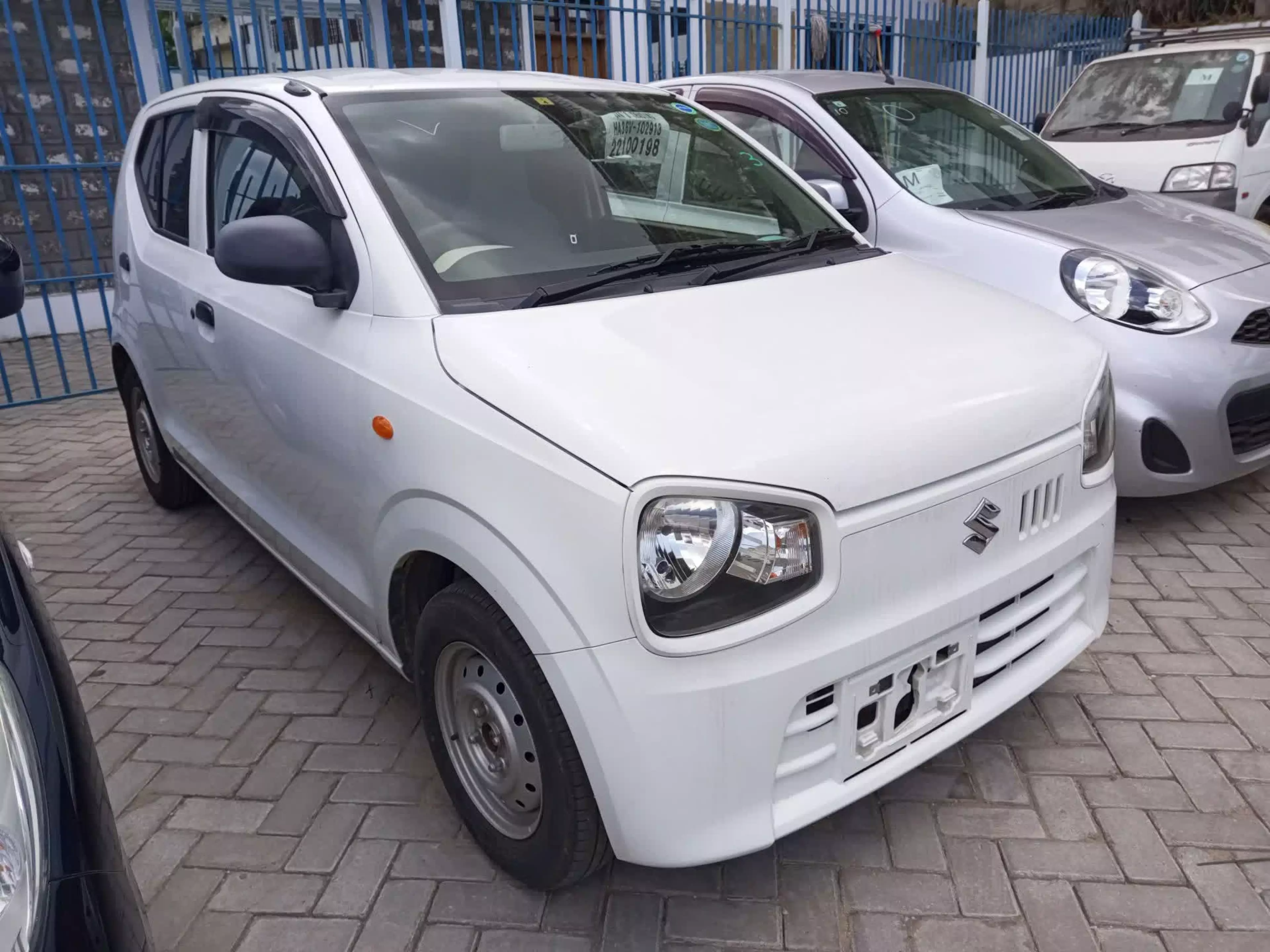 SUZUKI Alto GLX - 2015