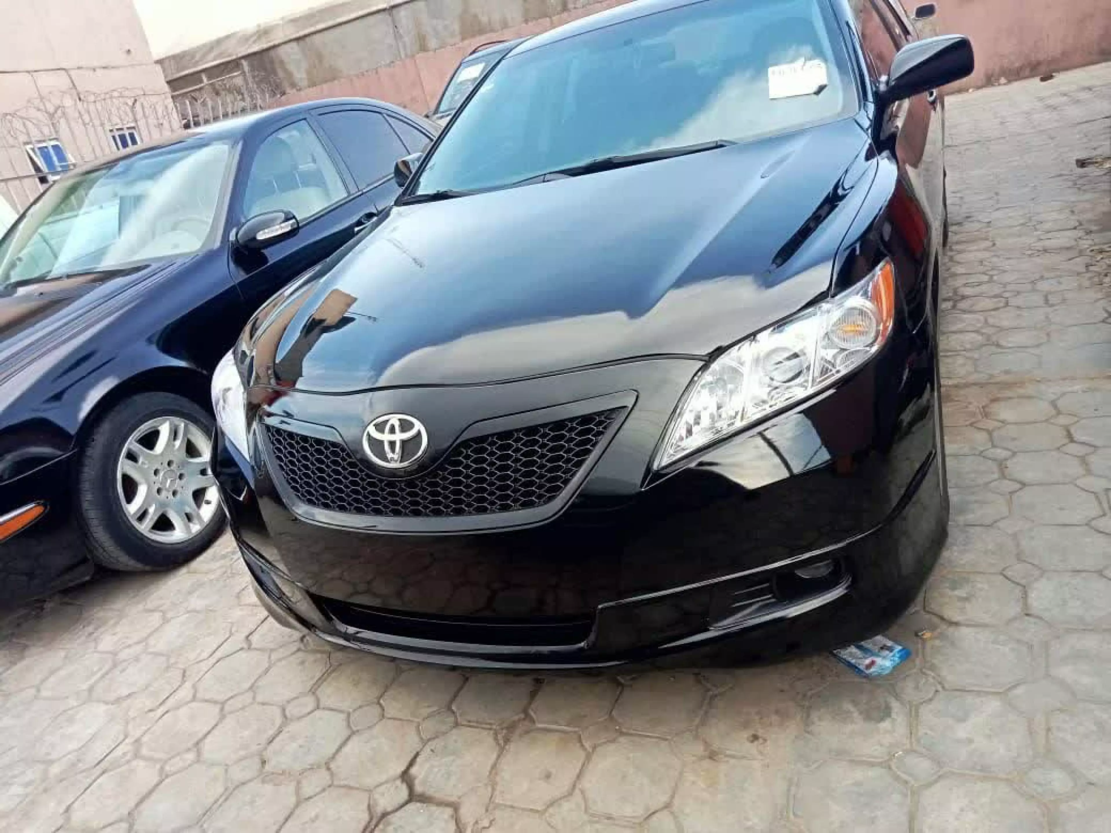 Toyota Camry - 2007