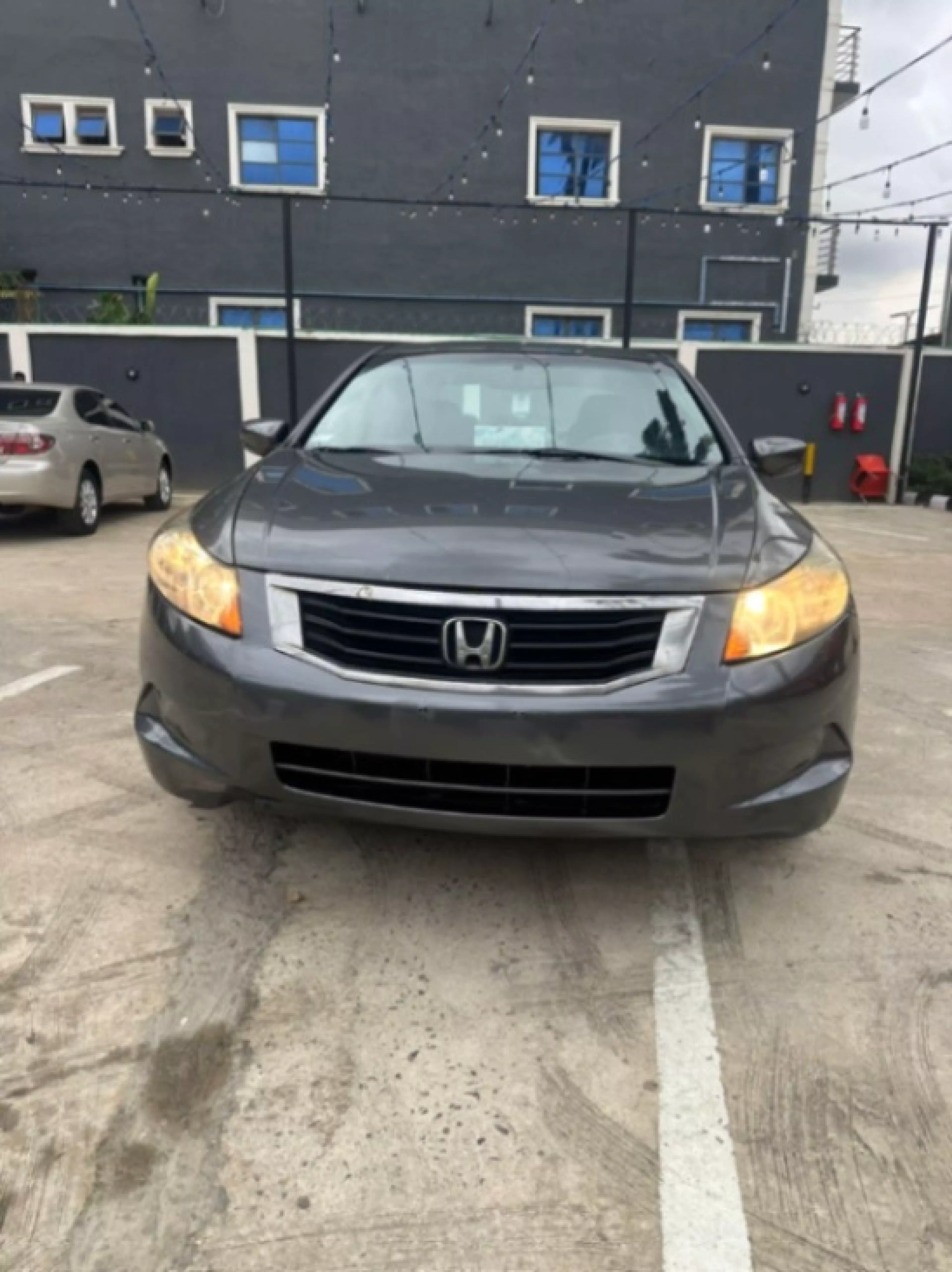 Honda Accord - 2009