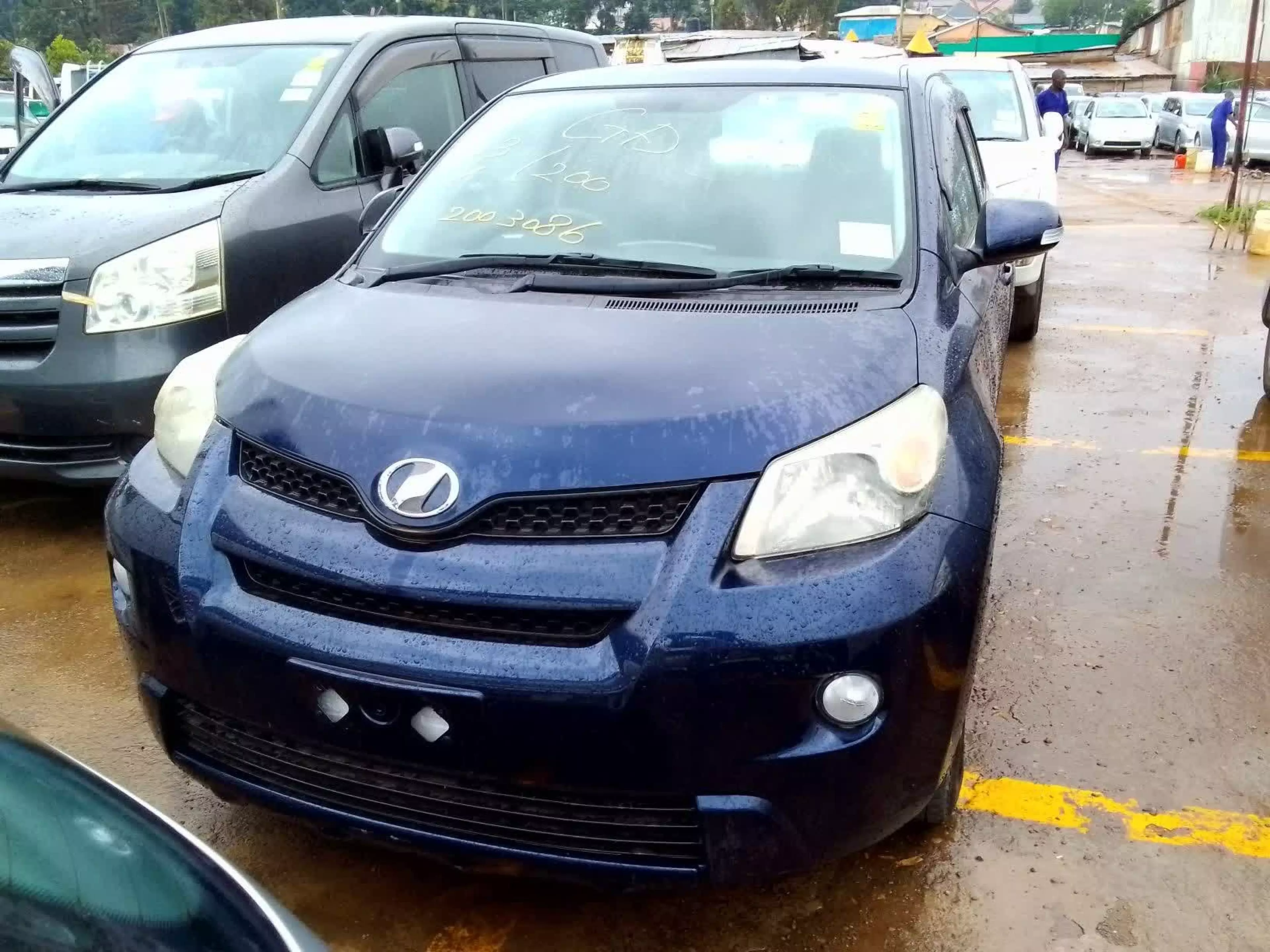 Toyota Ist  - 2010