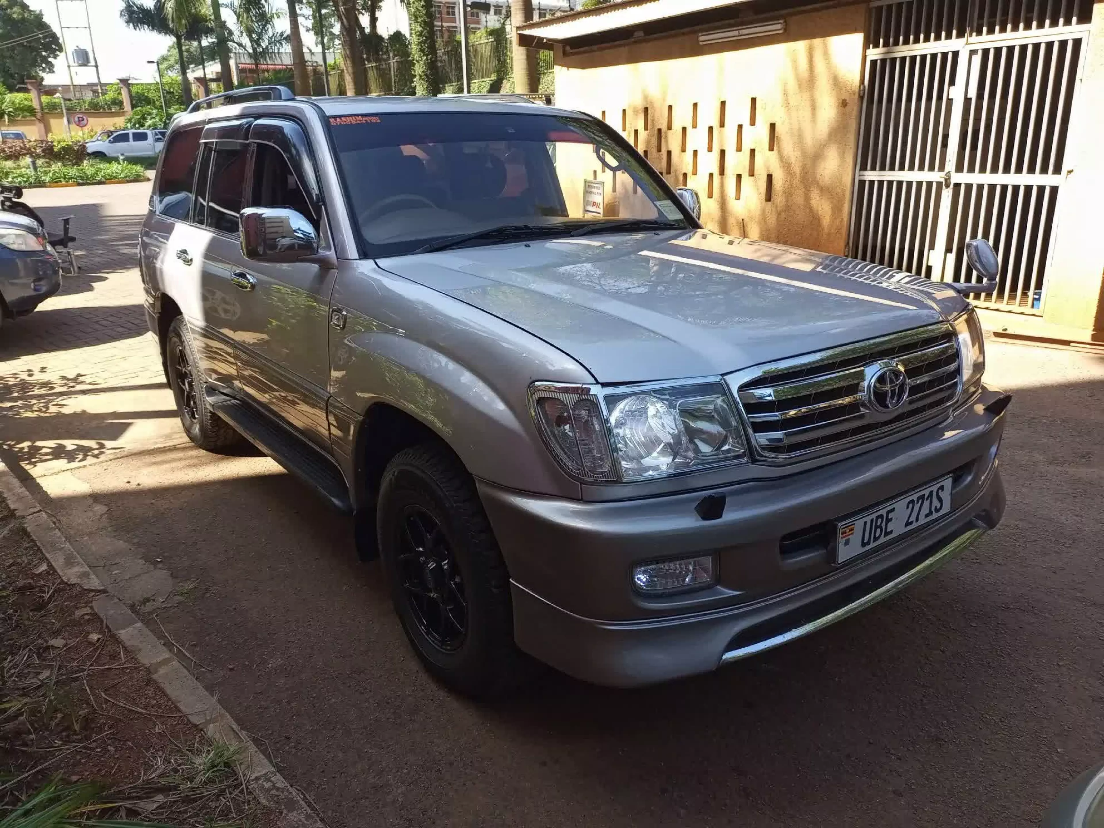 Toyota Landcruiser  V8 - 2001