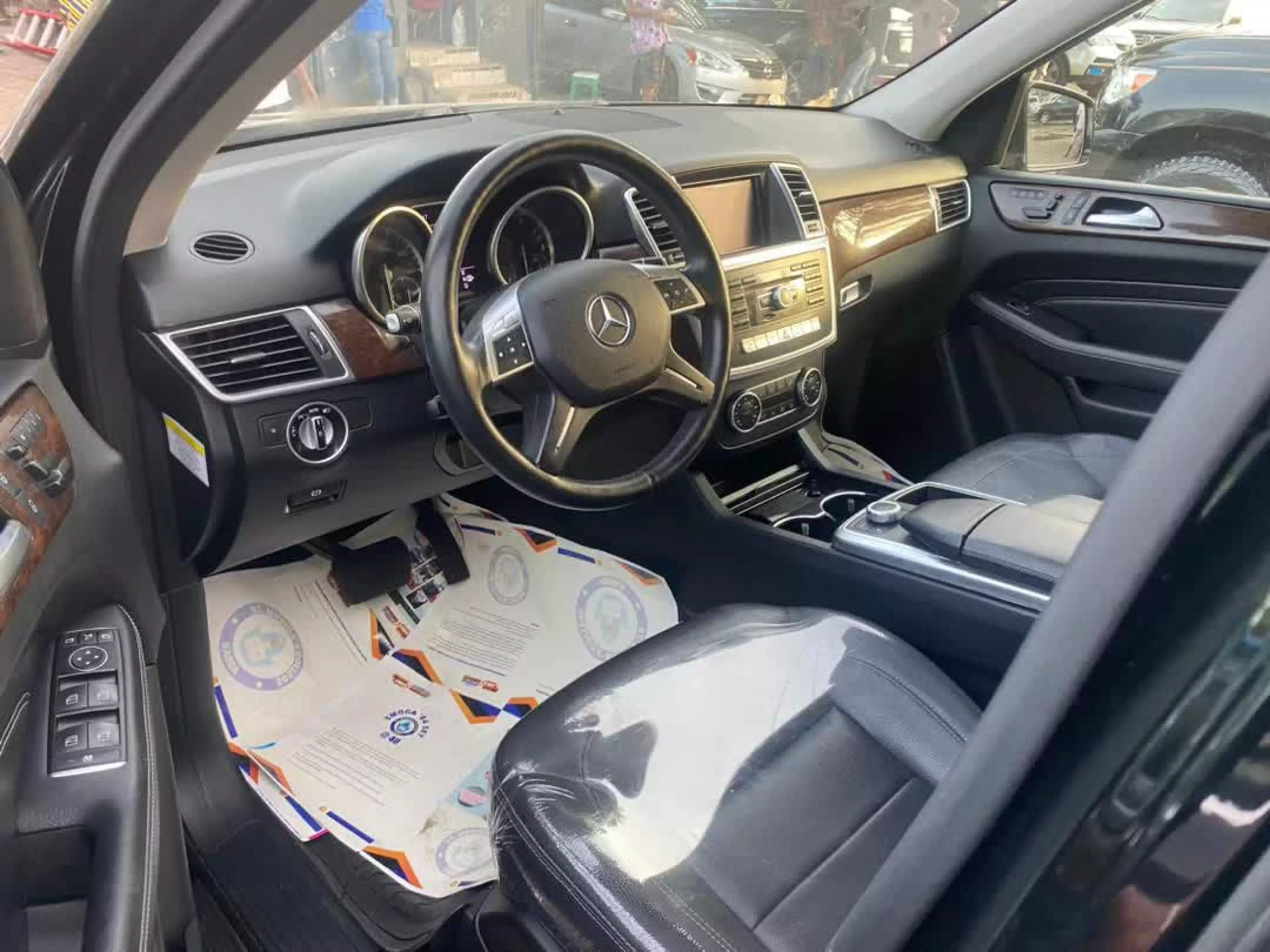 Mercedes-Benz ML 350   - 2012