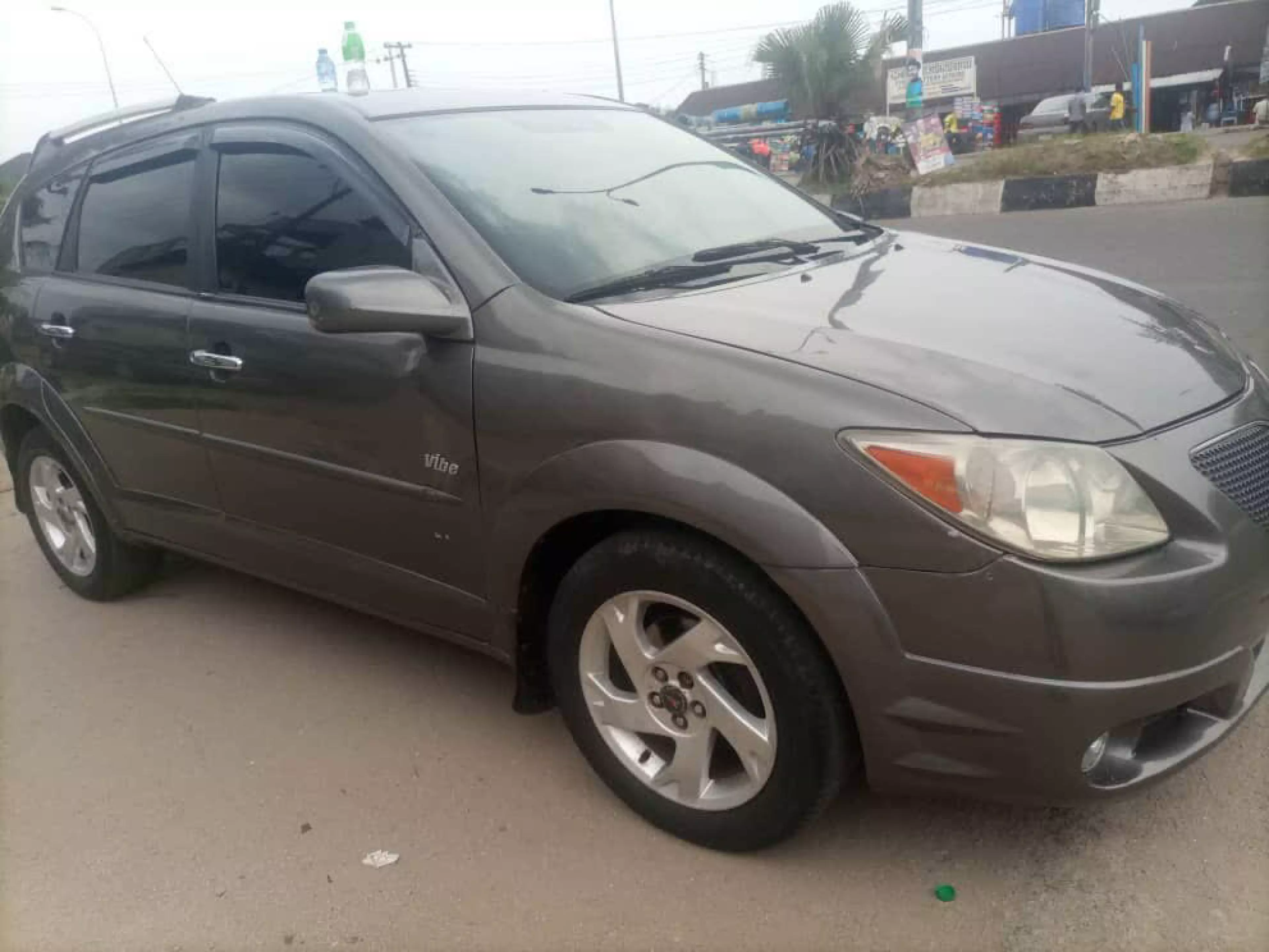 Pontiac Vibe - 2005