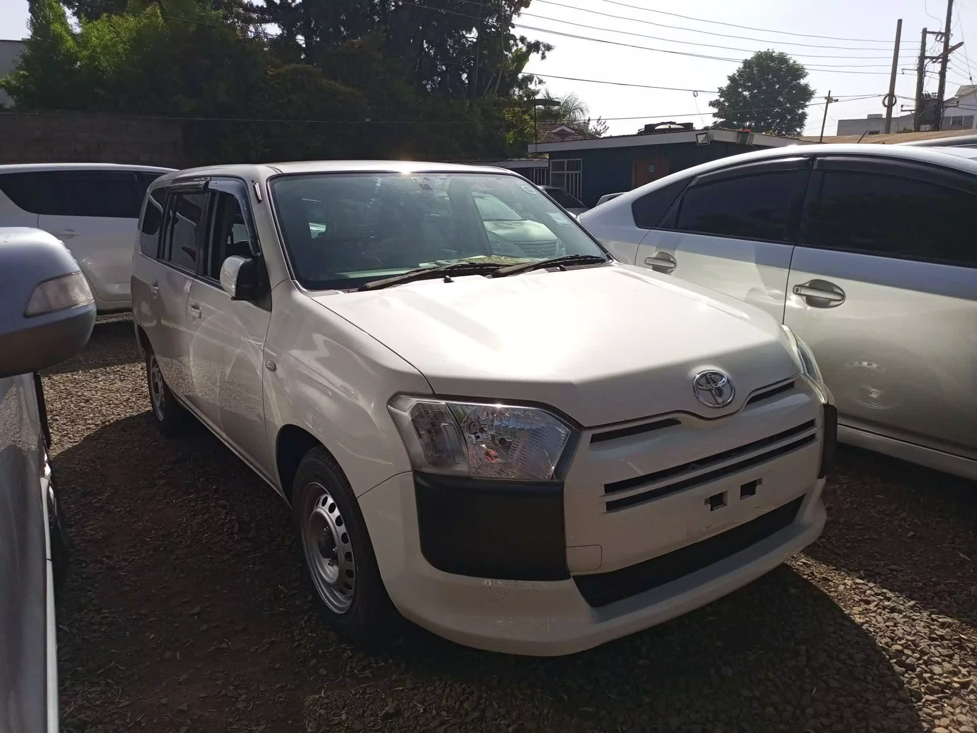 Toyota Probox  - 2015