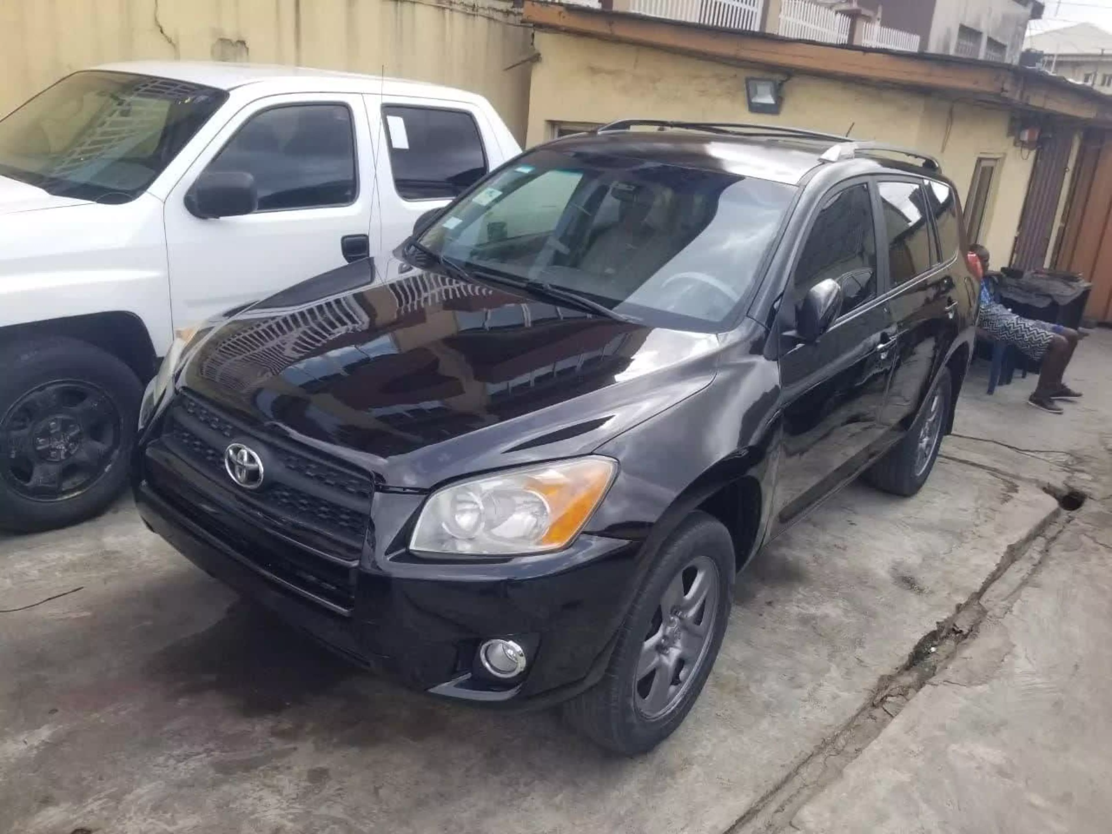 Toyota RAV 4   - 2010