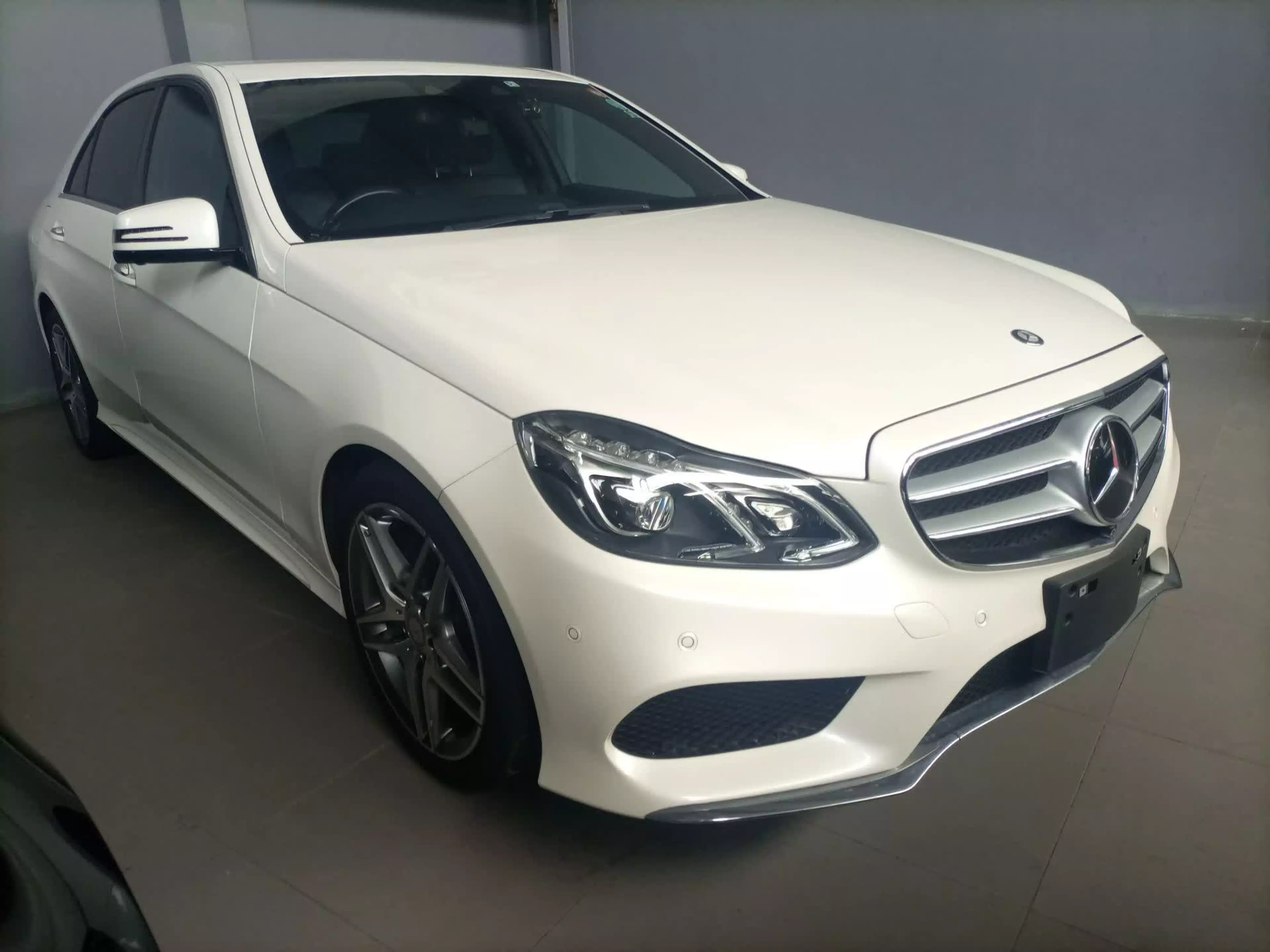 Mercedes-Benz E250 - 2016